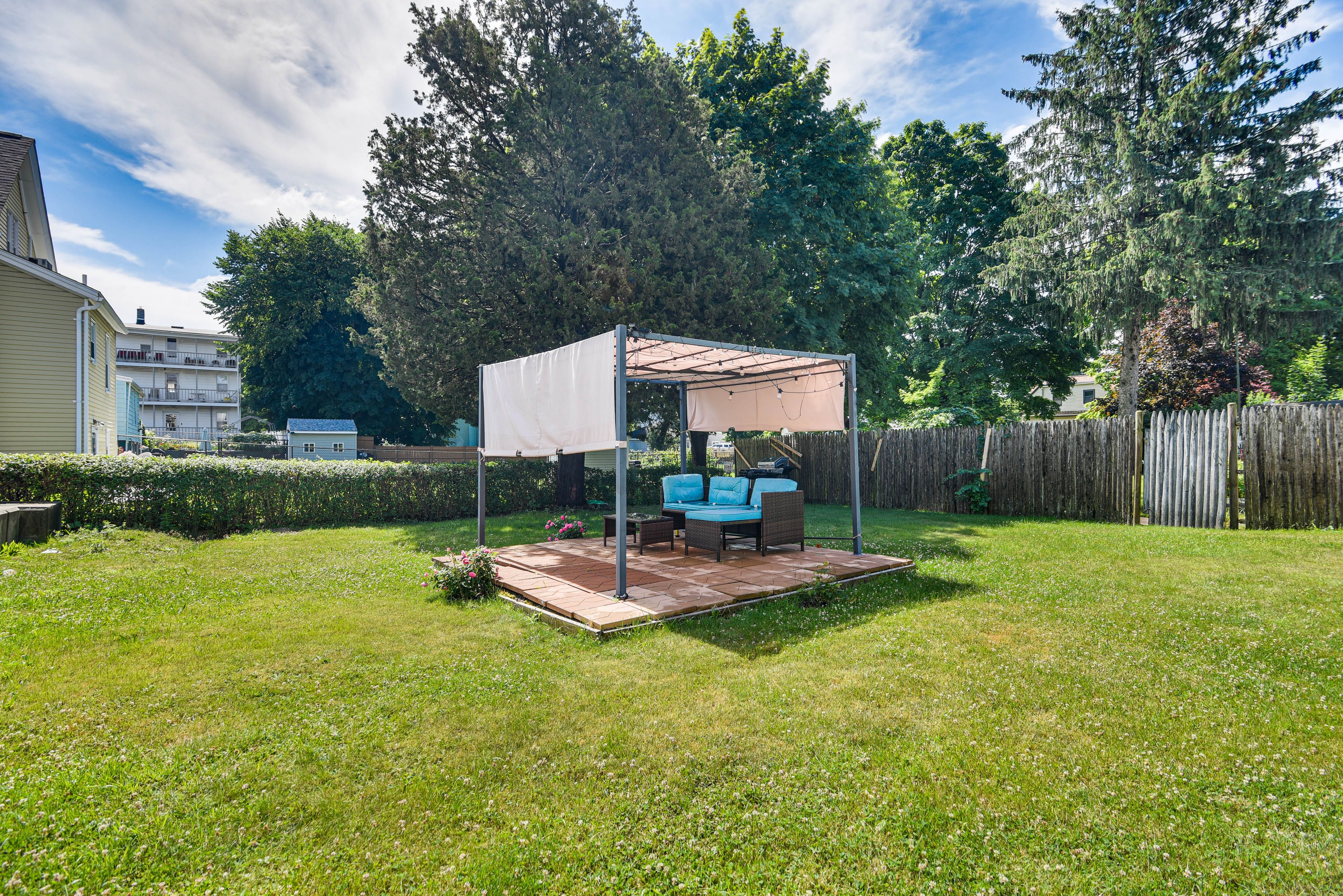 Community Backyard w/ Seating