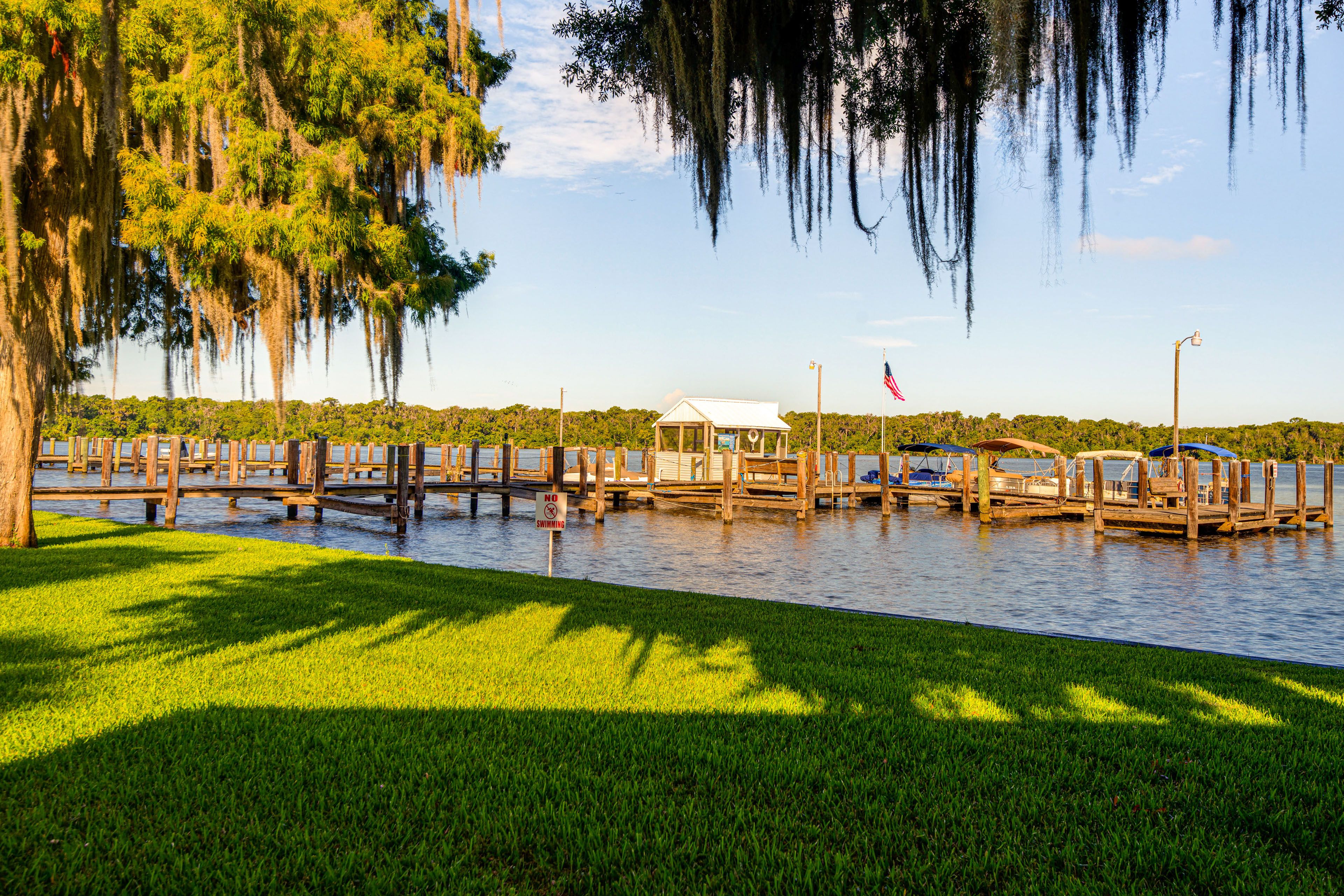 River Bend Condos | Community Boat Dock