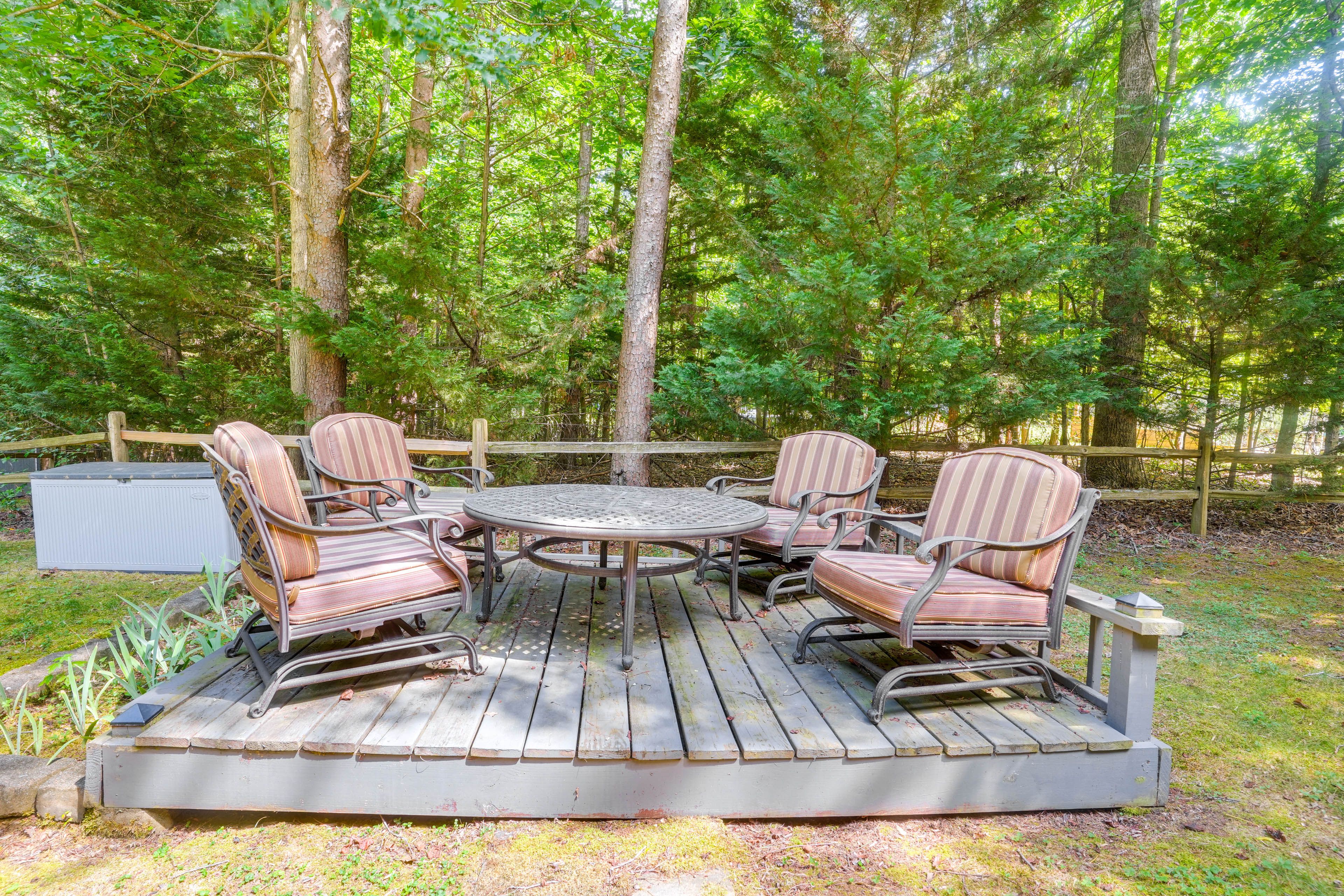 Outdoor Dining Area