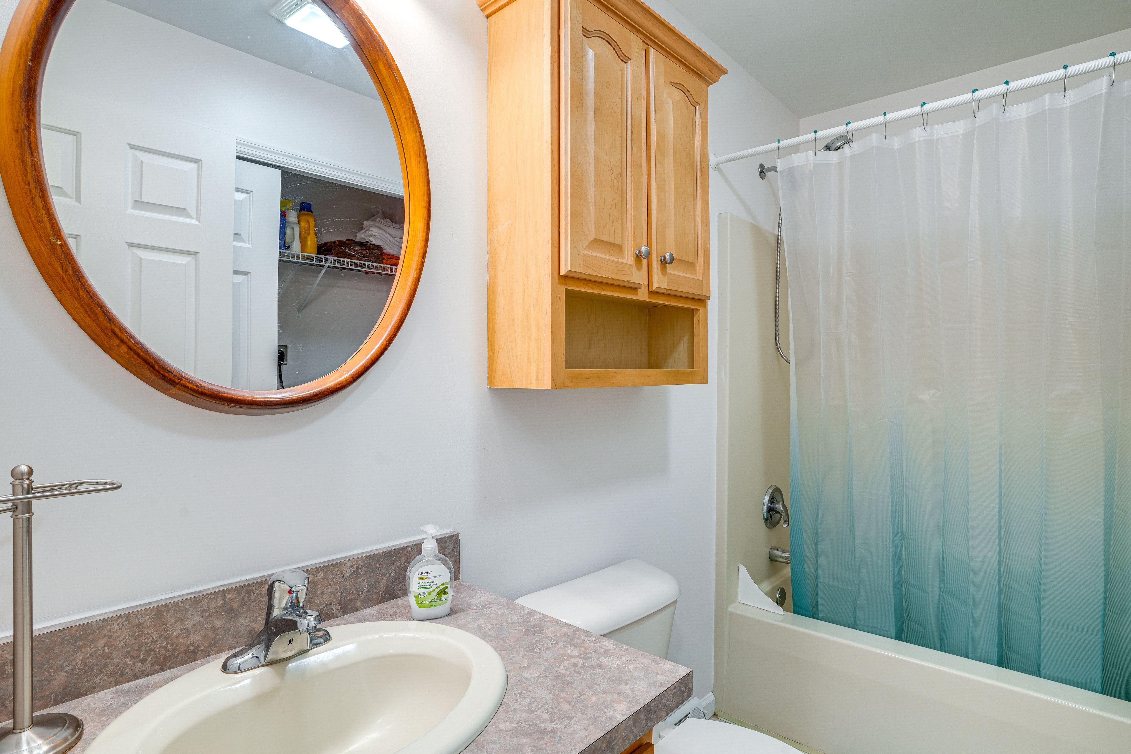 Bathroom | Towels Provided | 1st Floor