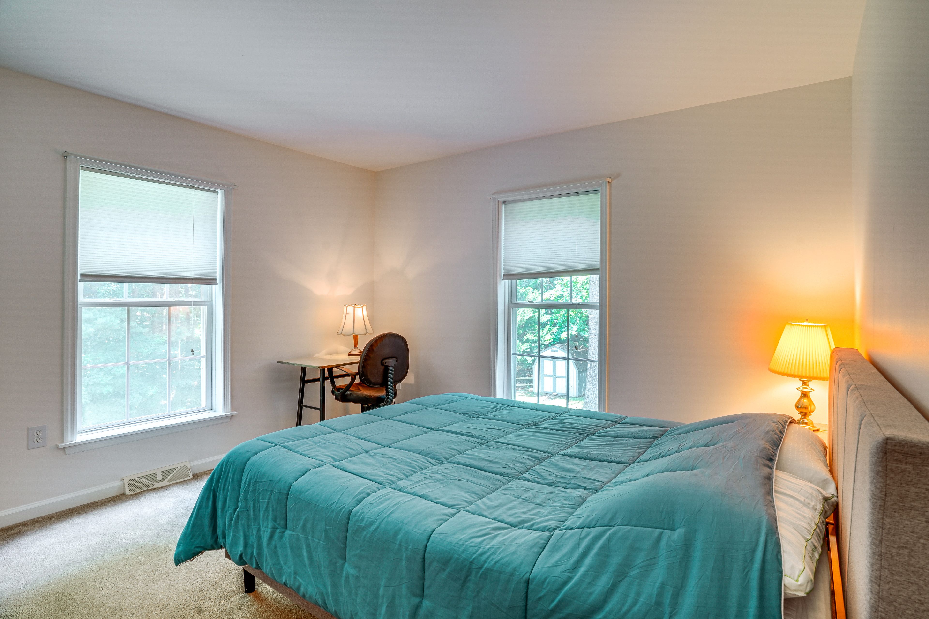 Bedroom 2 | Queen Bed | 1st Floor