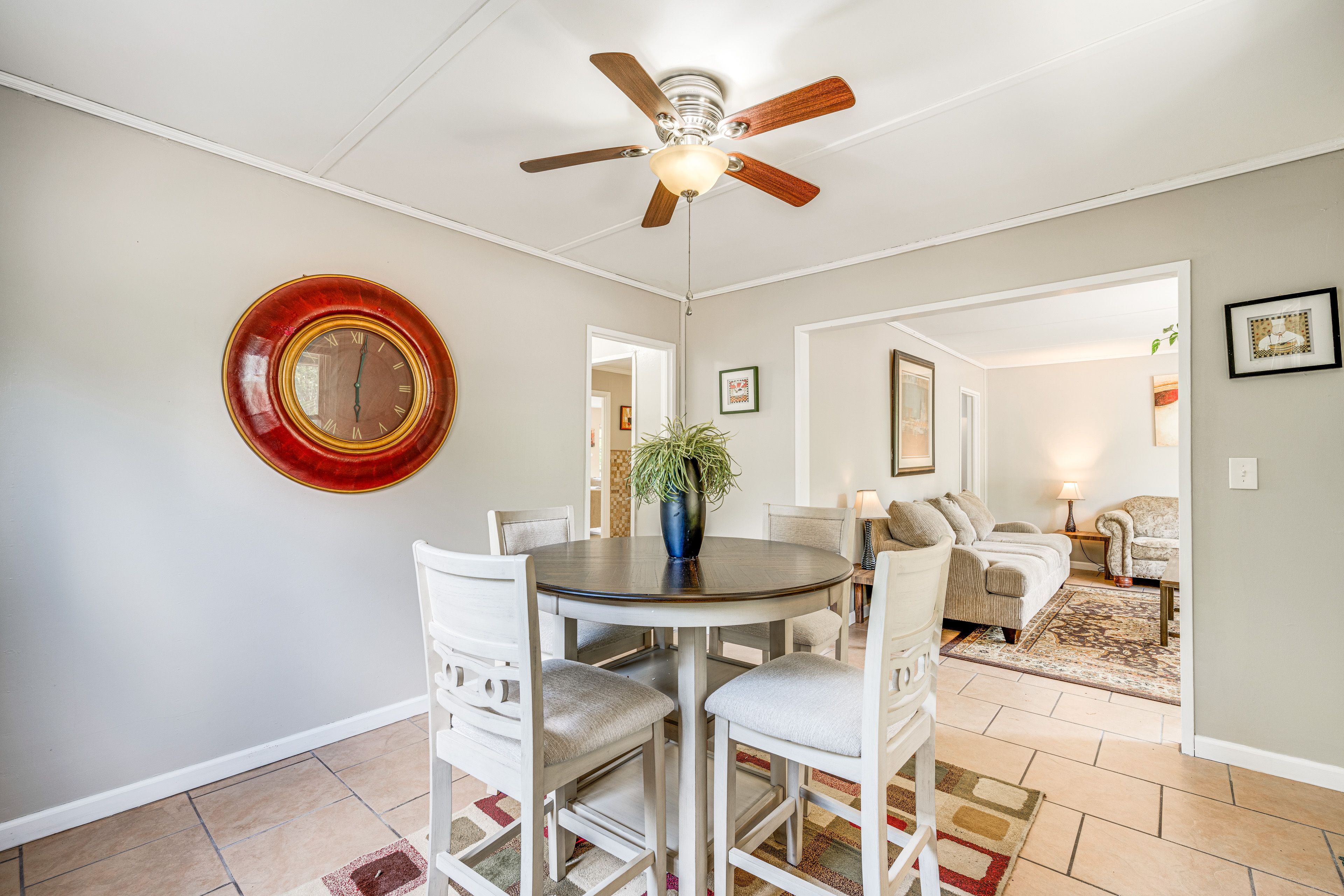 Dining Area | Dishware/Flatware | Trash Bags/Paper Towels