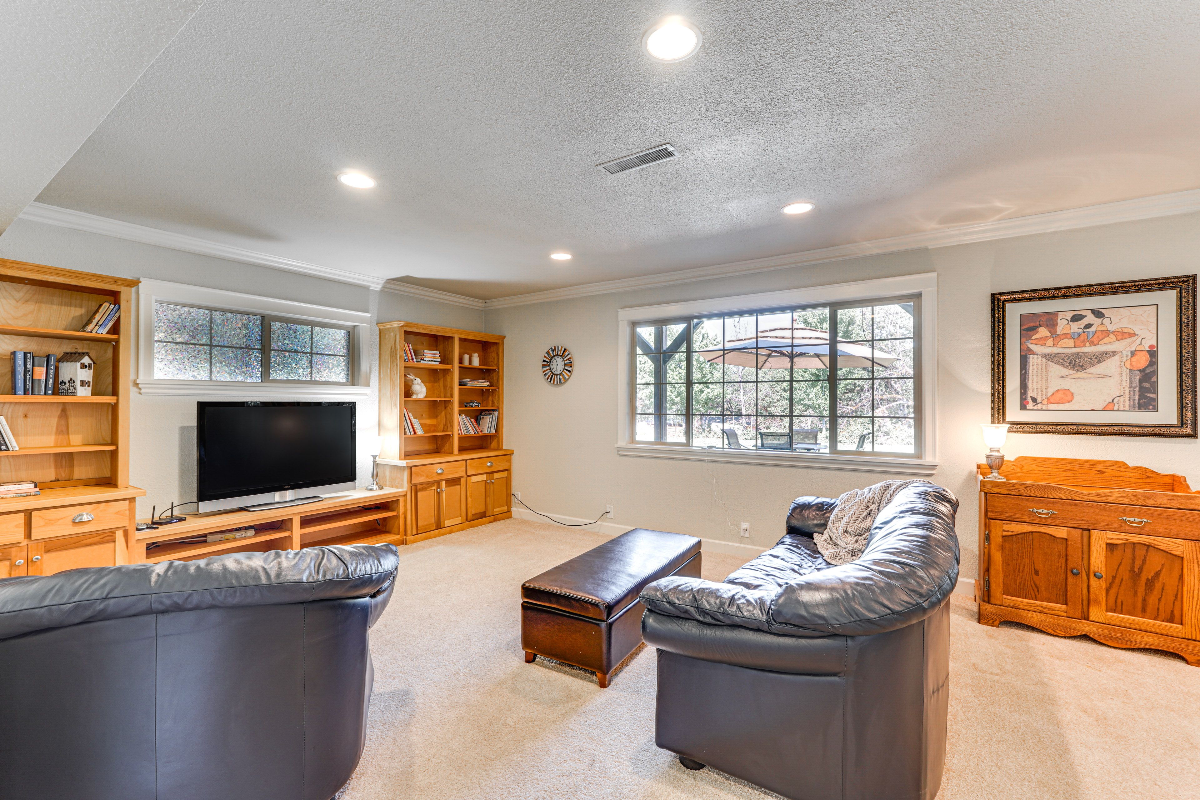 Lower Living Area | Smart TV w/ Cable | Lower Floor