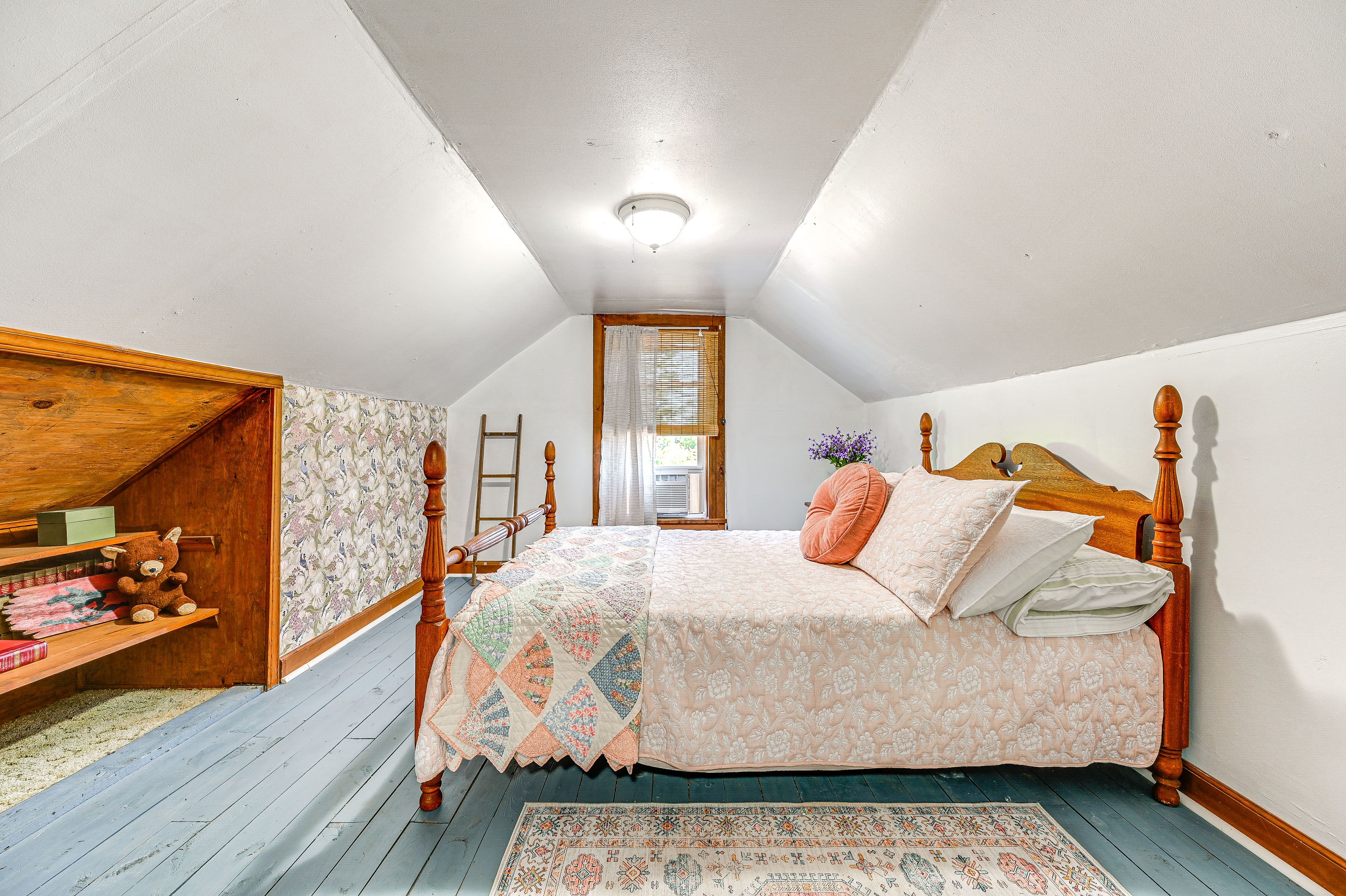 Bedroom 4 | Full Bed | 2nd Floor
