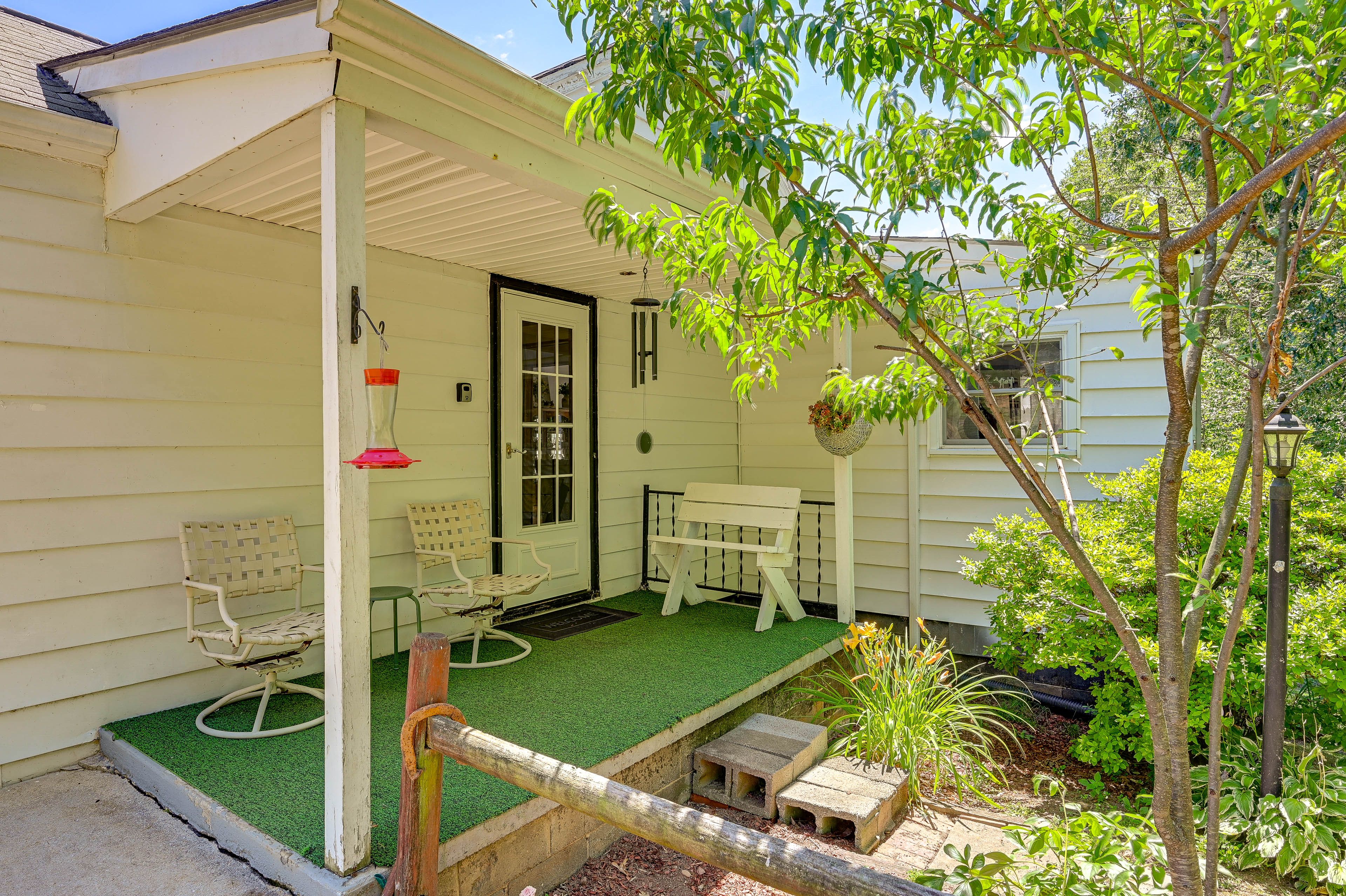 Wraparound Patio