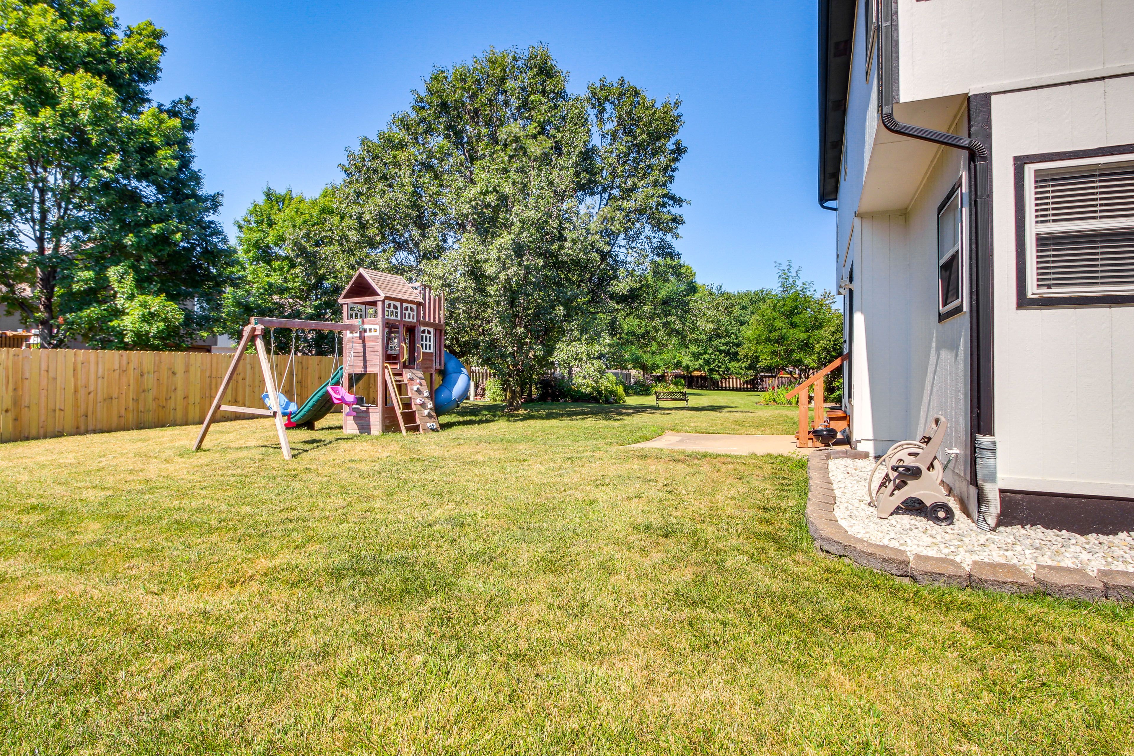 Backyard | Children's Jungle Gym
