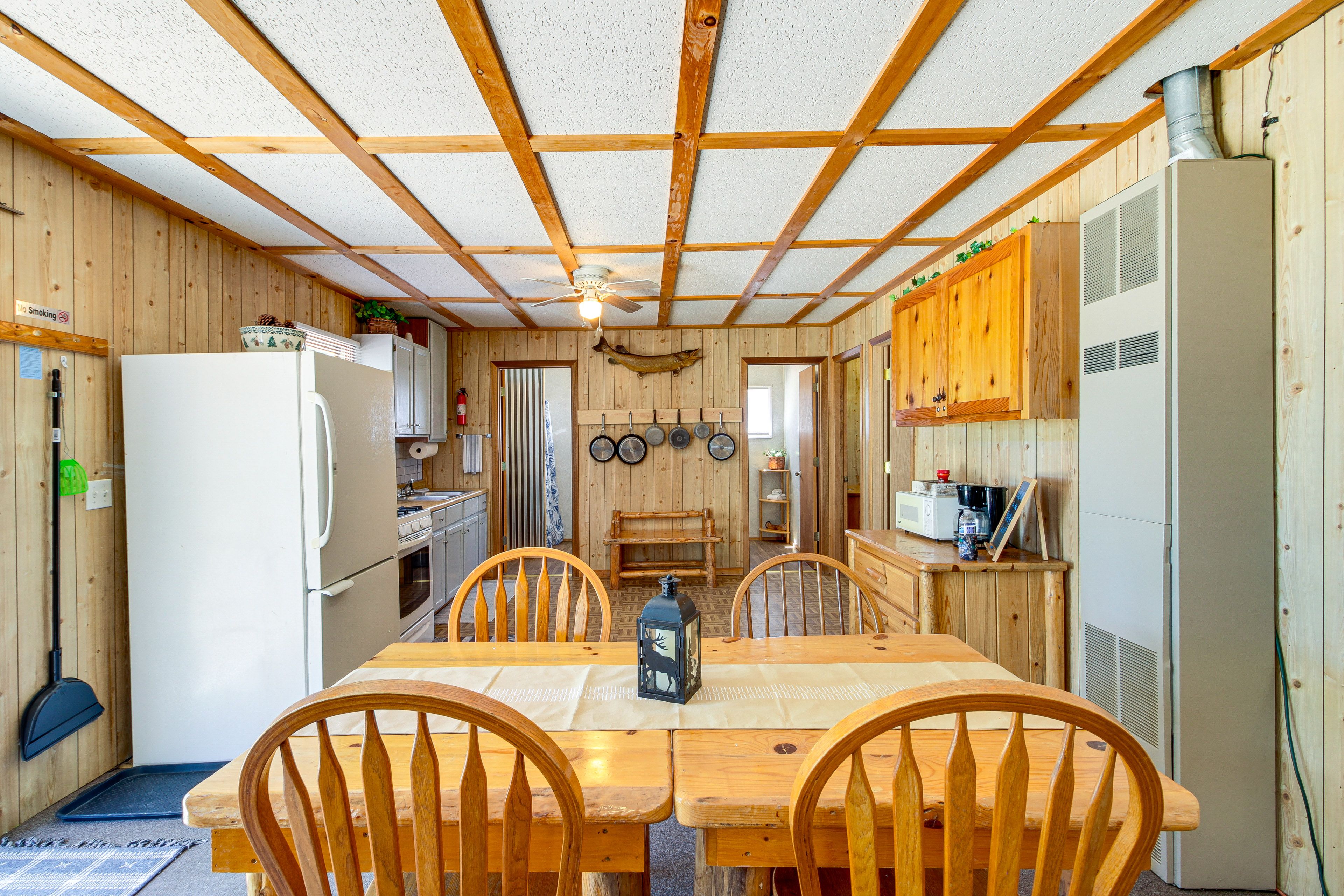 Dining | Dishware & Flatware Provided