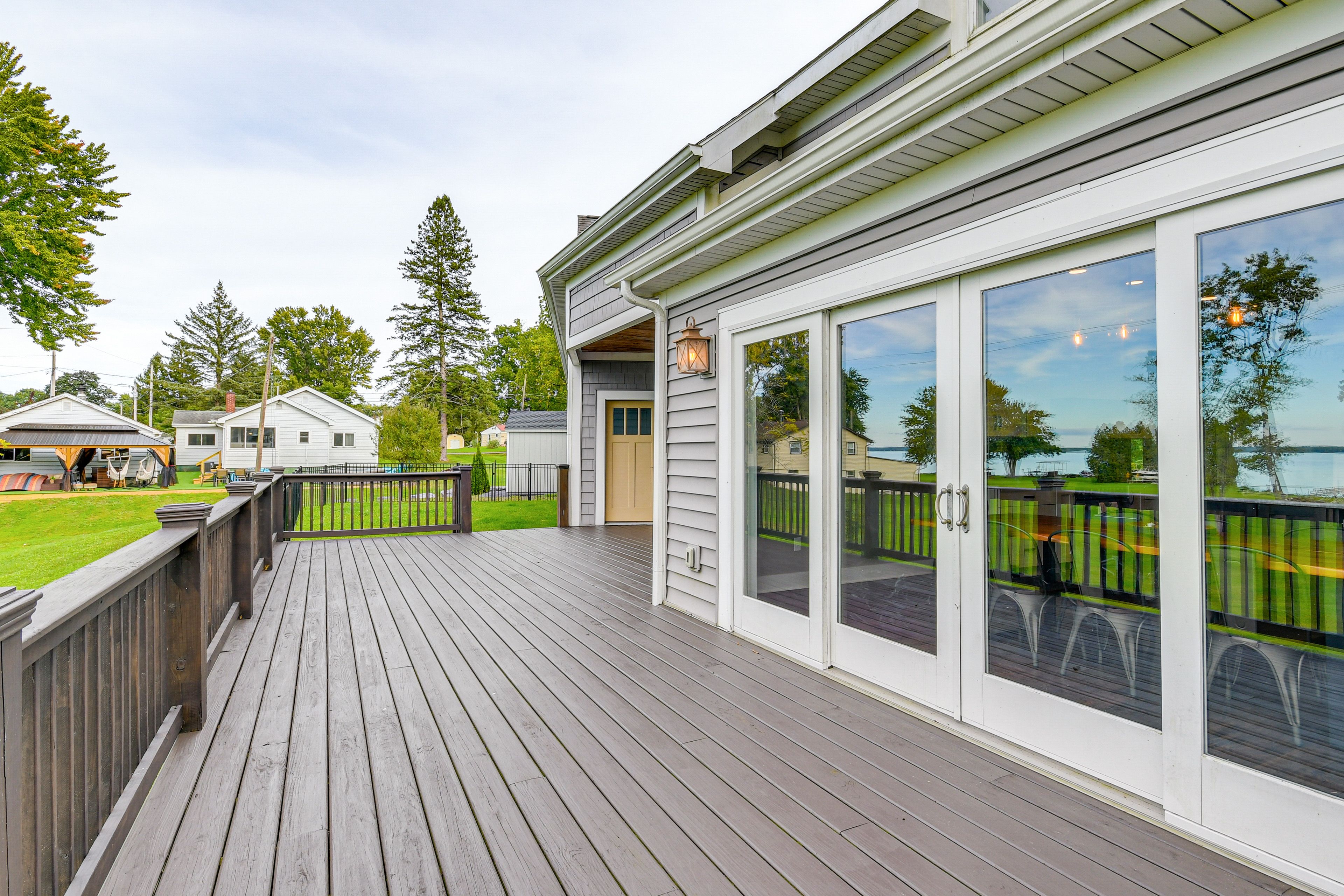 Deck