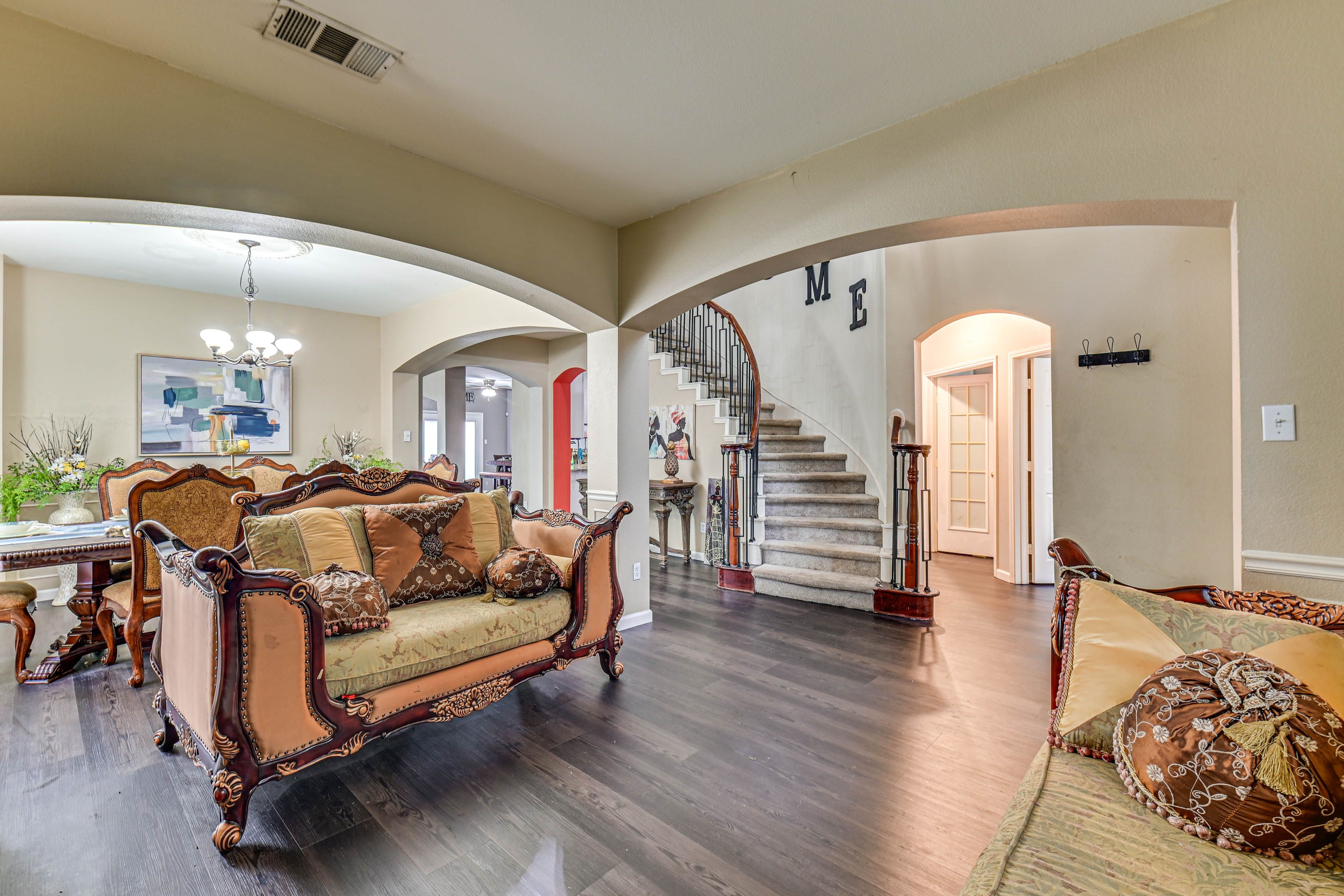 Sitting Room | 1st Floor
