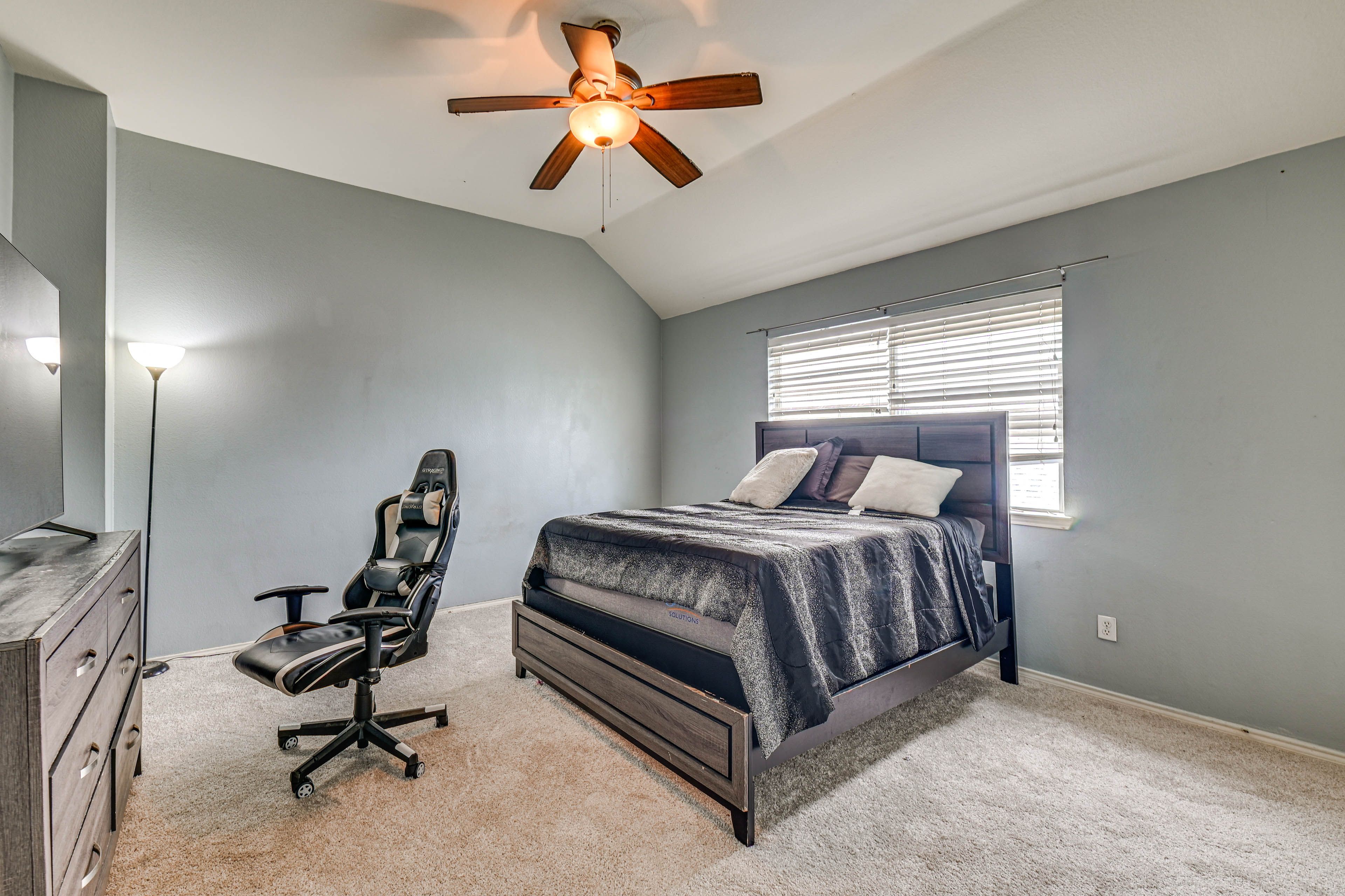 Bedroom 3 | Queen Bed | 2nd Floor