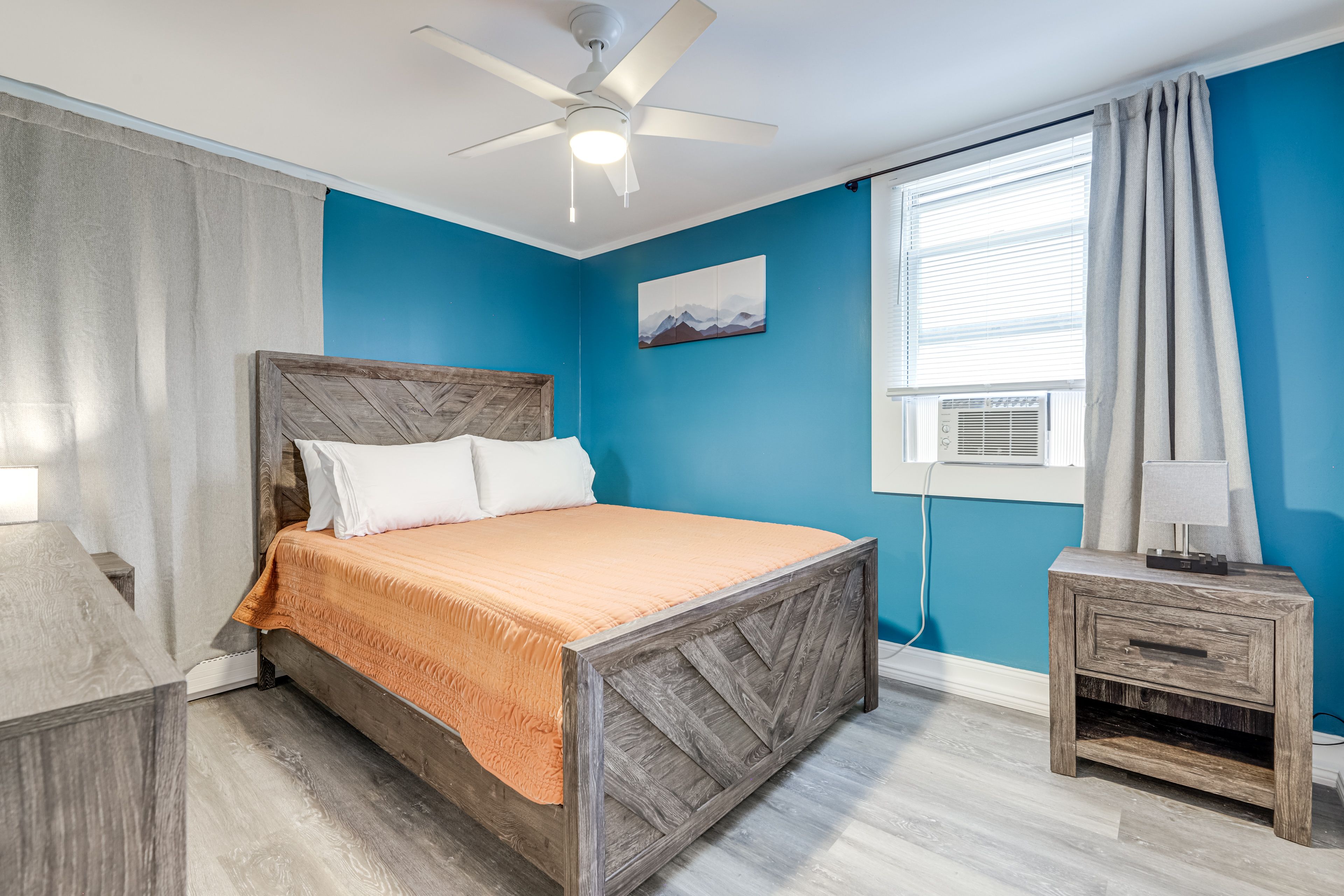 Bedroom 1 | Queen Bed | Linens Provided | 2nd Floor