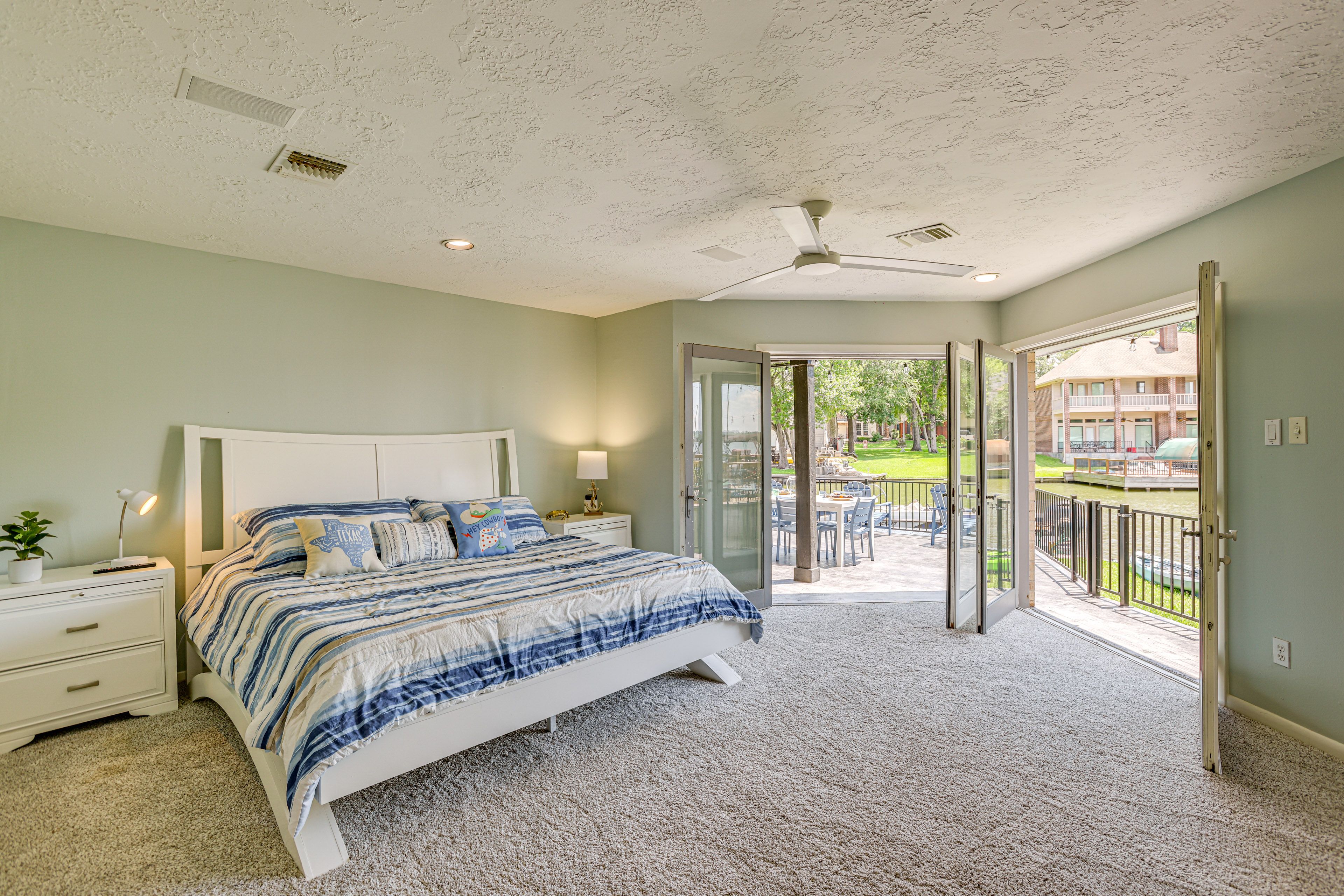 Bedroom 1 | 1st Floor | King Bed | Linens Provided | Smart TV | En-Suite Bath