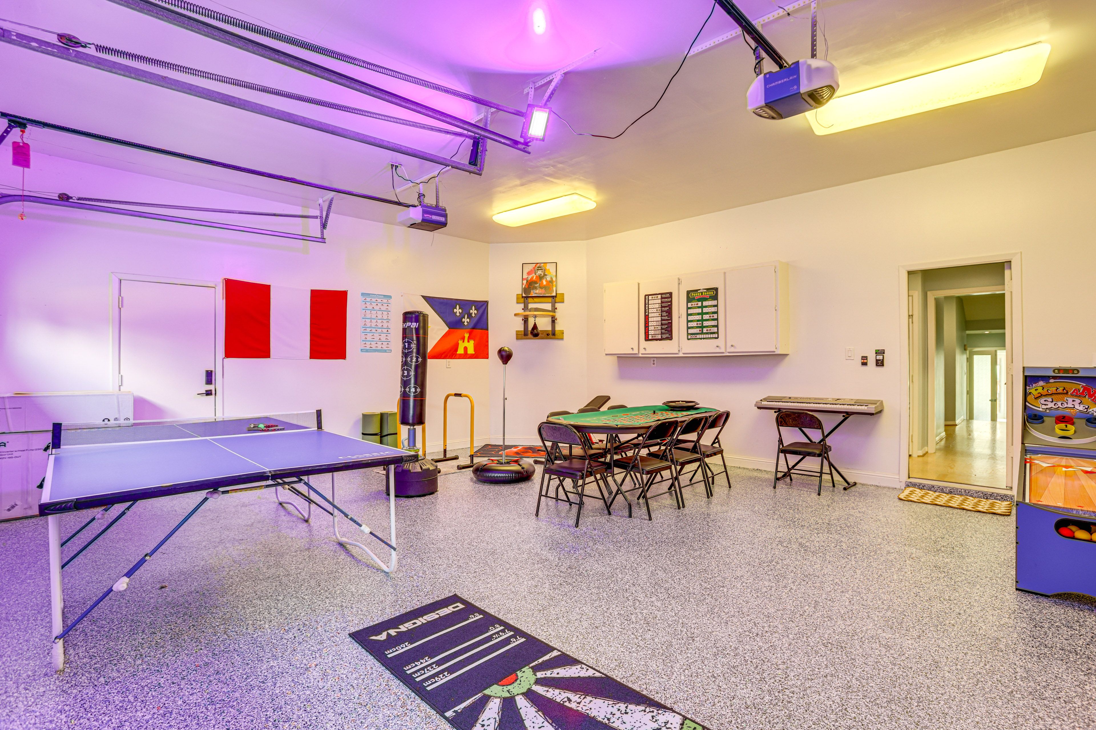 Garage Game Room | Ping-Pong Table | Card Table