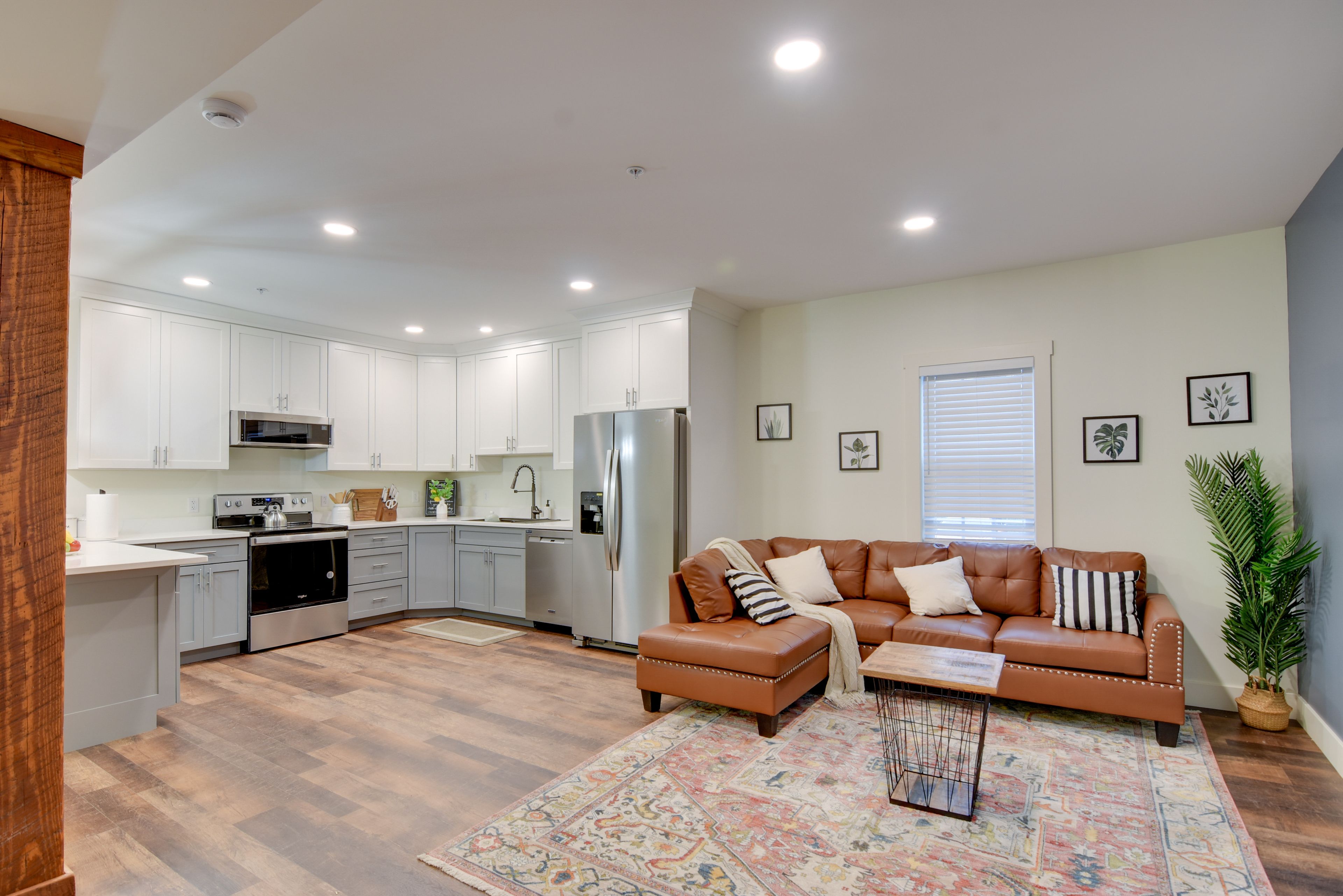 Lititz Vacation Rental | 2BR | 2BA | 1,200 Sq Ft | Stairs Required to Enter