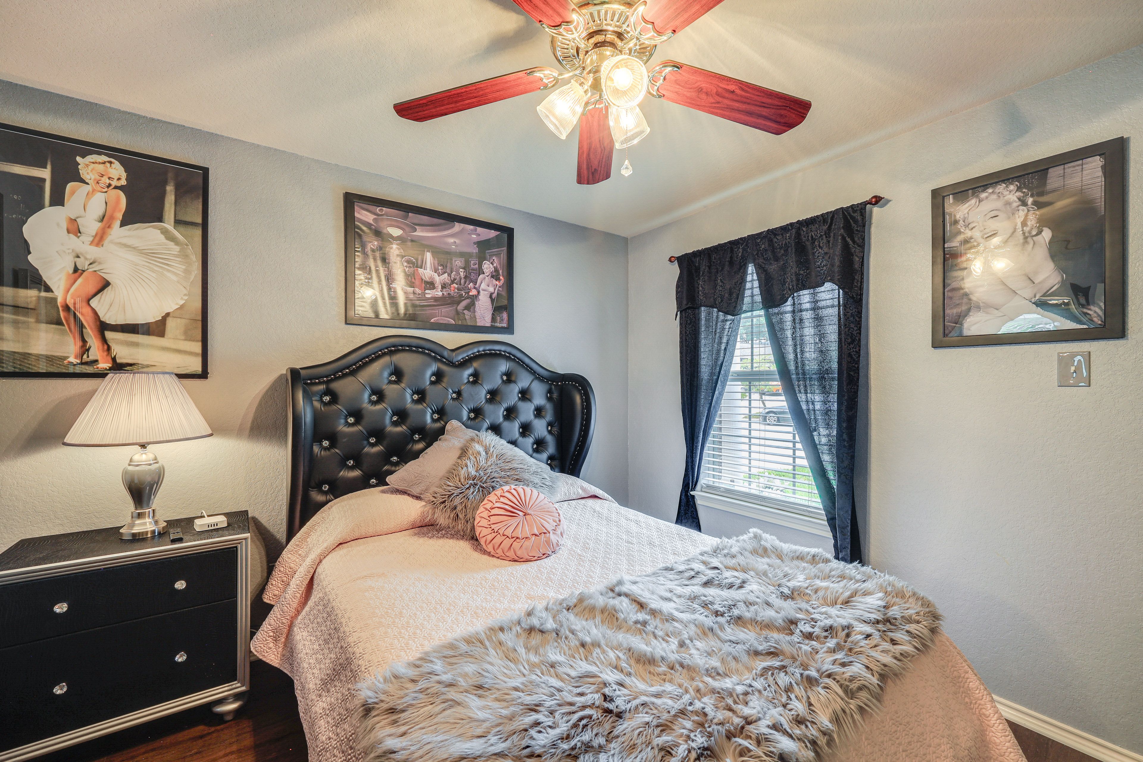 Bedroom 4 | Queen Bed | Smart TV