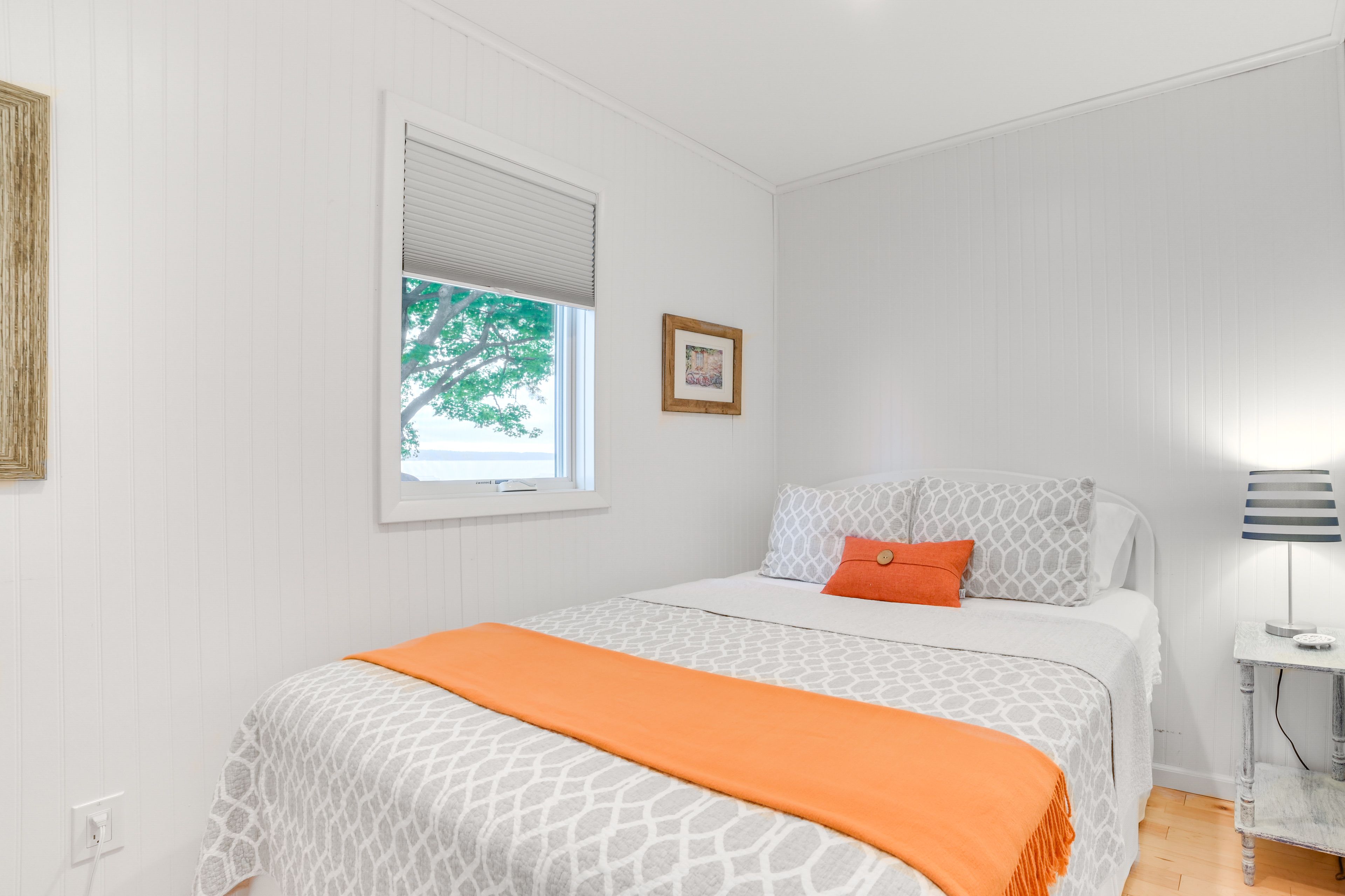 Bedroom 2 | Queen Bed | Main Level