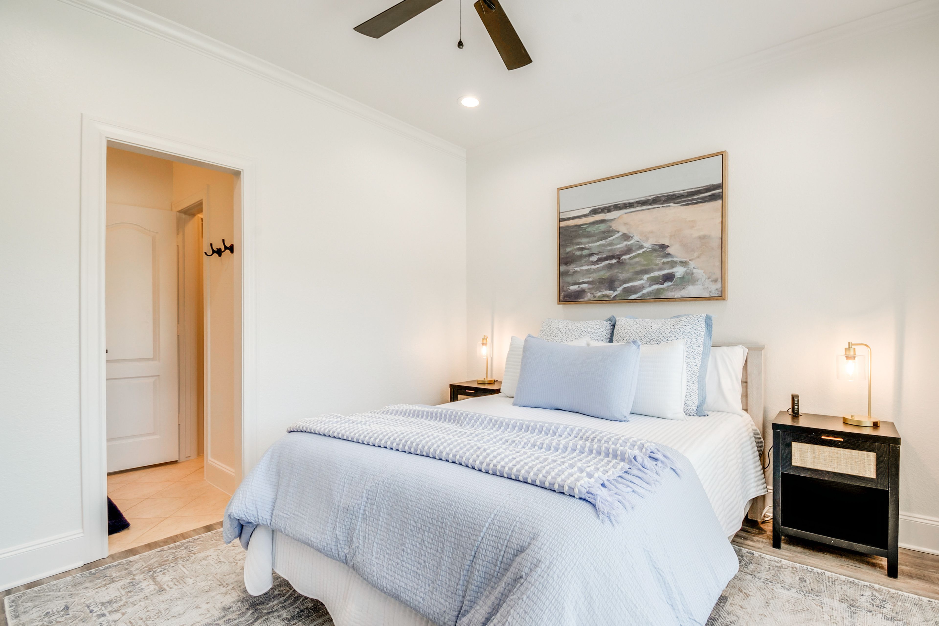 Bedroom 3 | Queen Bed | 1st Floor