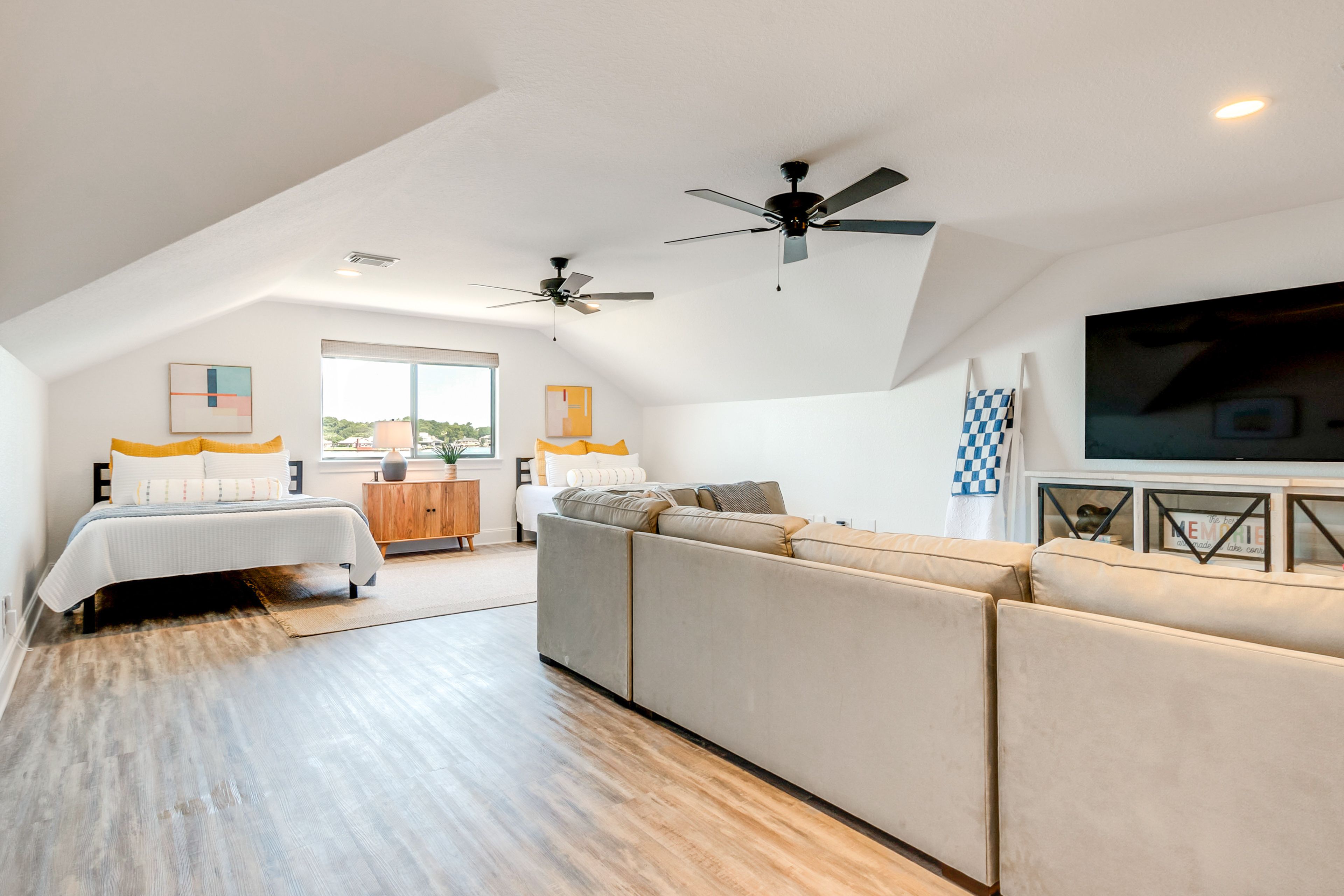 Bedroom 4 | 2 Queen Beds | En-Suite Half Bath | 2nd Floor