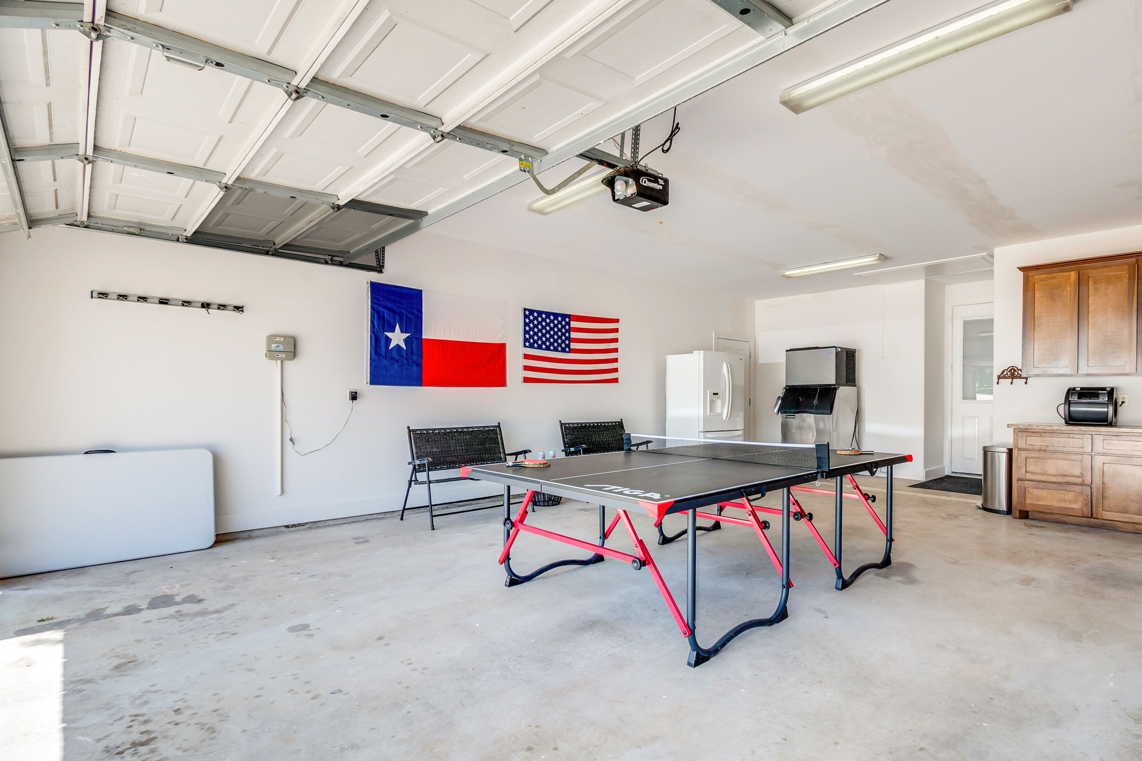 Converted Garage | Ping-Pong Table | Wet Bar