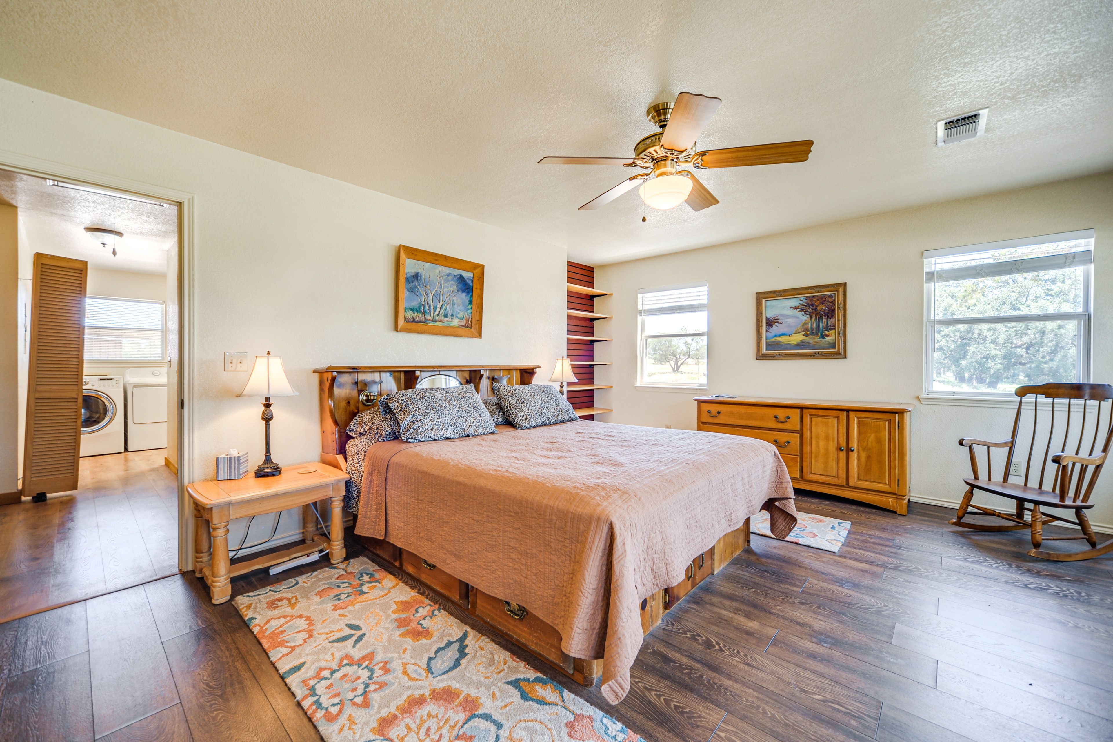 Main House | Bedroom 2 | Queen Bed
