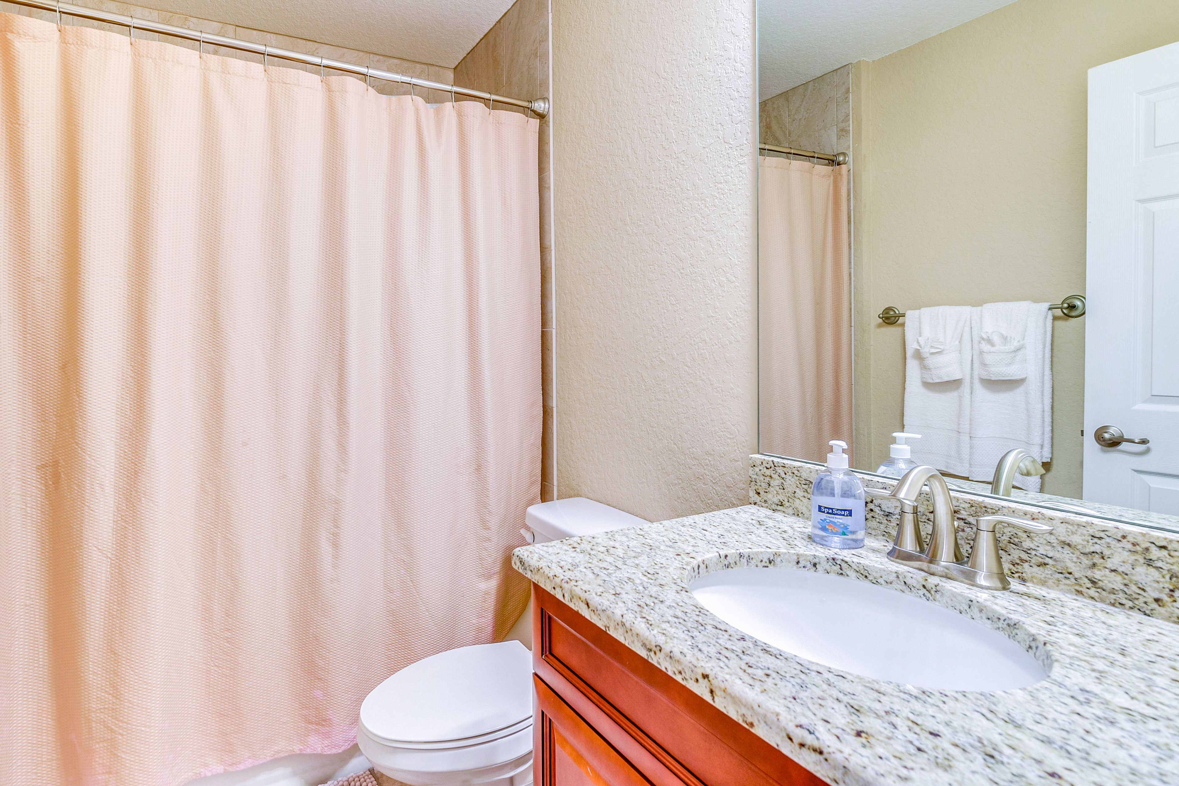 Full Bathroom
