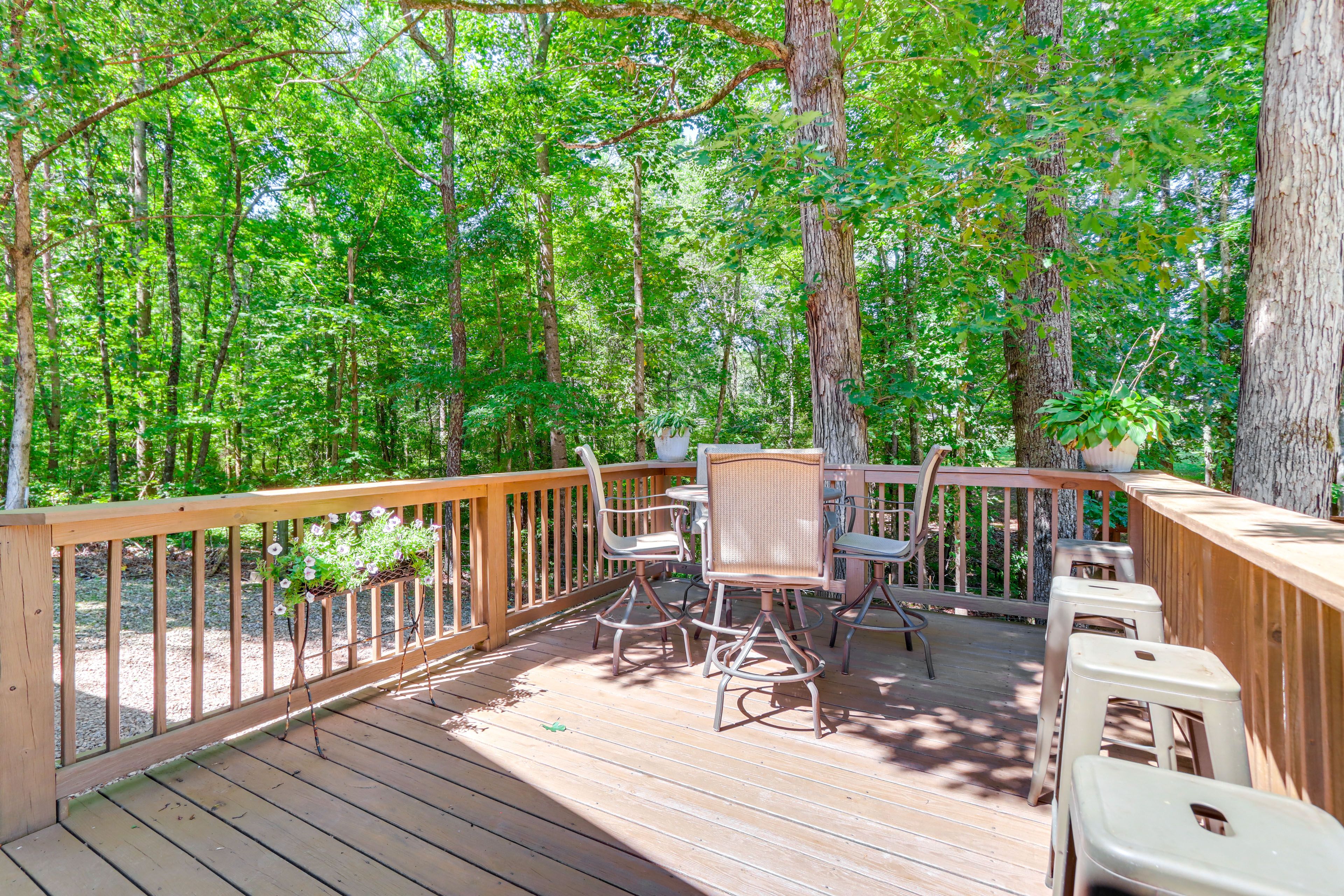 Deck | Outdoor Dining Set