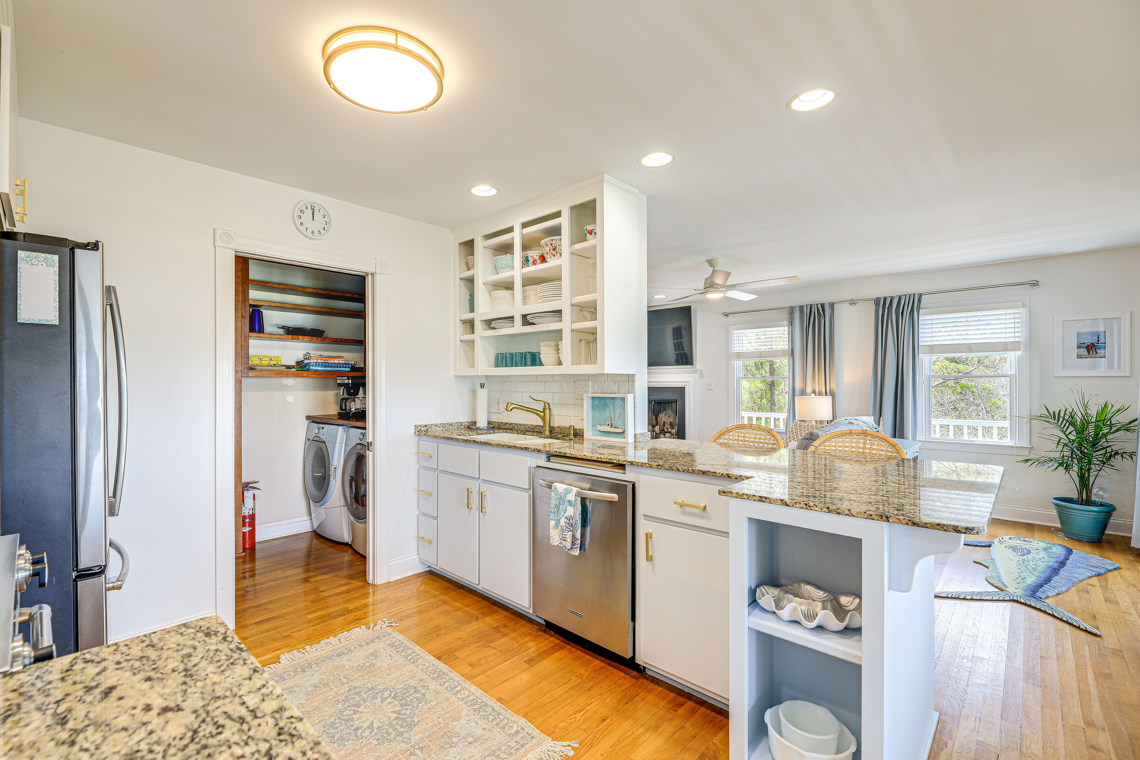 Kitchen | Slow Cooker | Drip Coffee Maker | 2nd Level