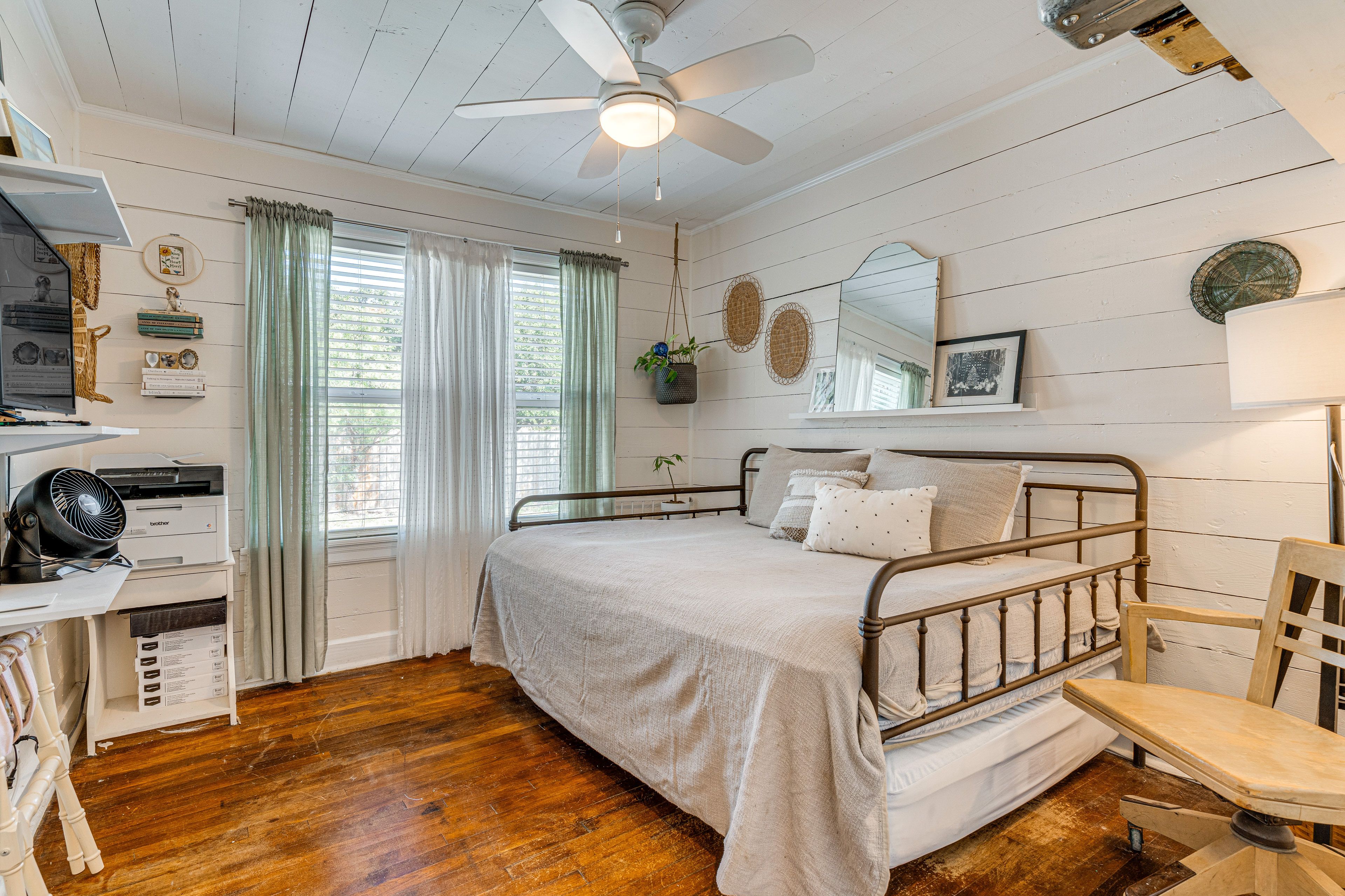 Bedroom 3 | Queen Daybed w/ Full Trundle Bed | Flat-Screen TV | Printer