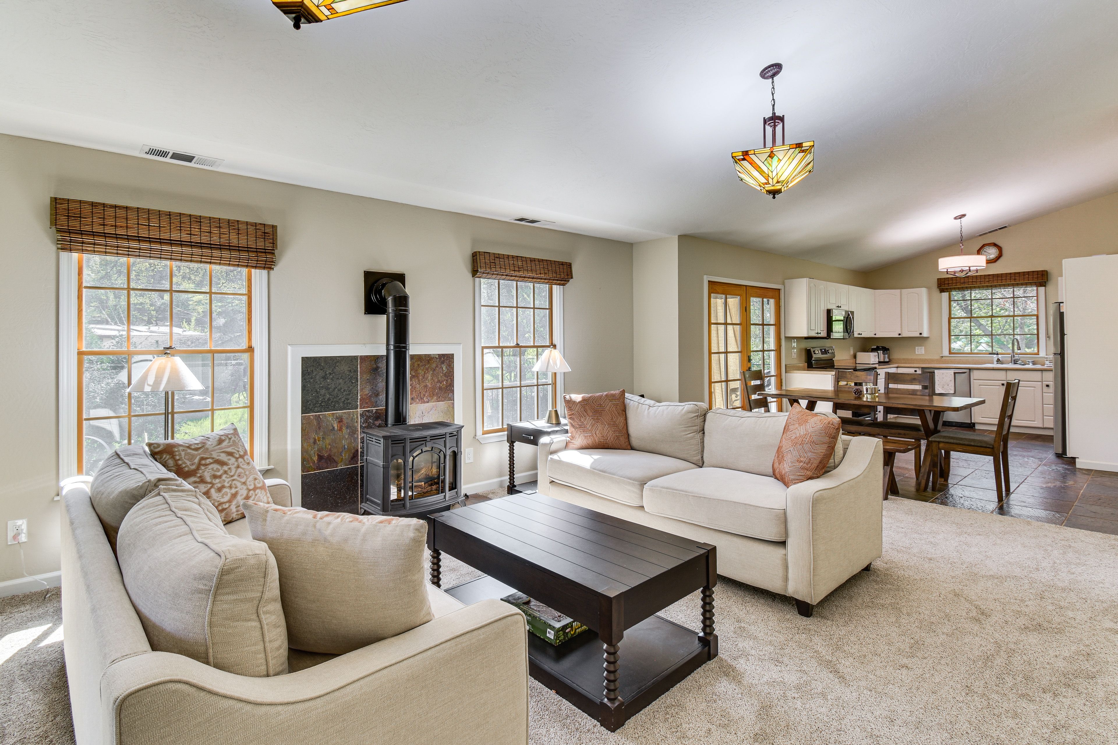 Groveland Vacation Rental | 3BR | 2BA | 1,400 Sq Ft