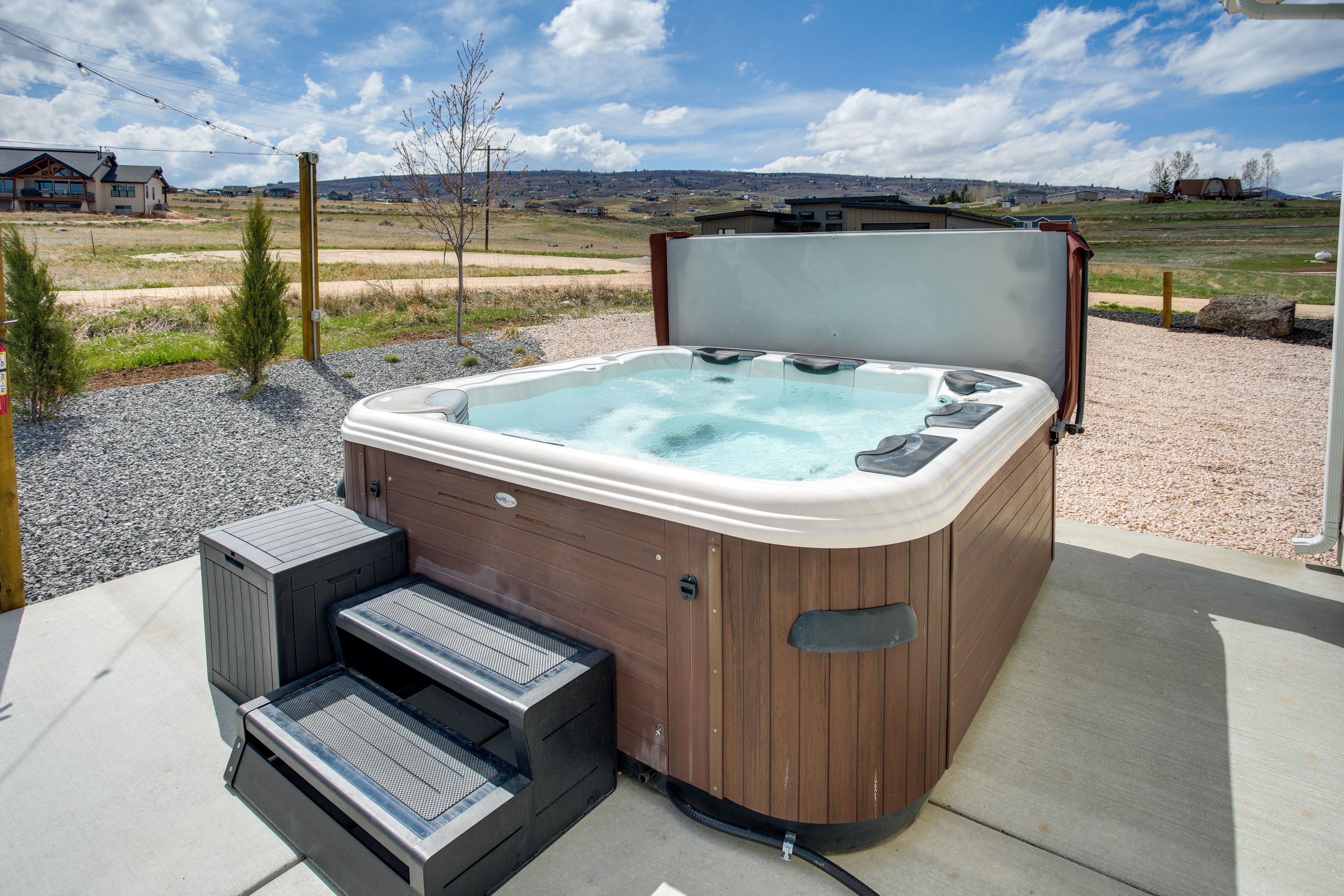 Patio | Hot Tub | Gas Grill | Fire Pit