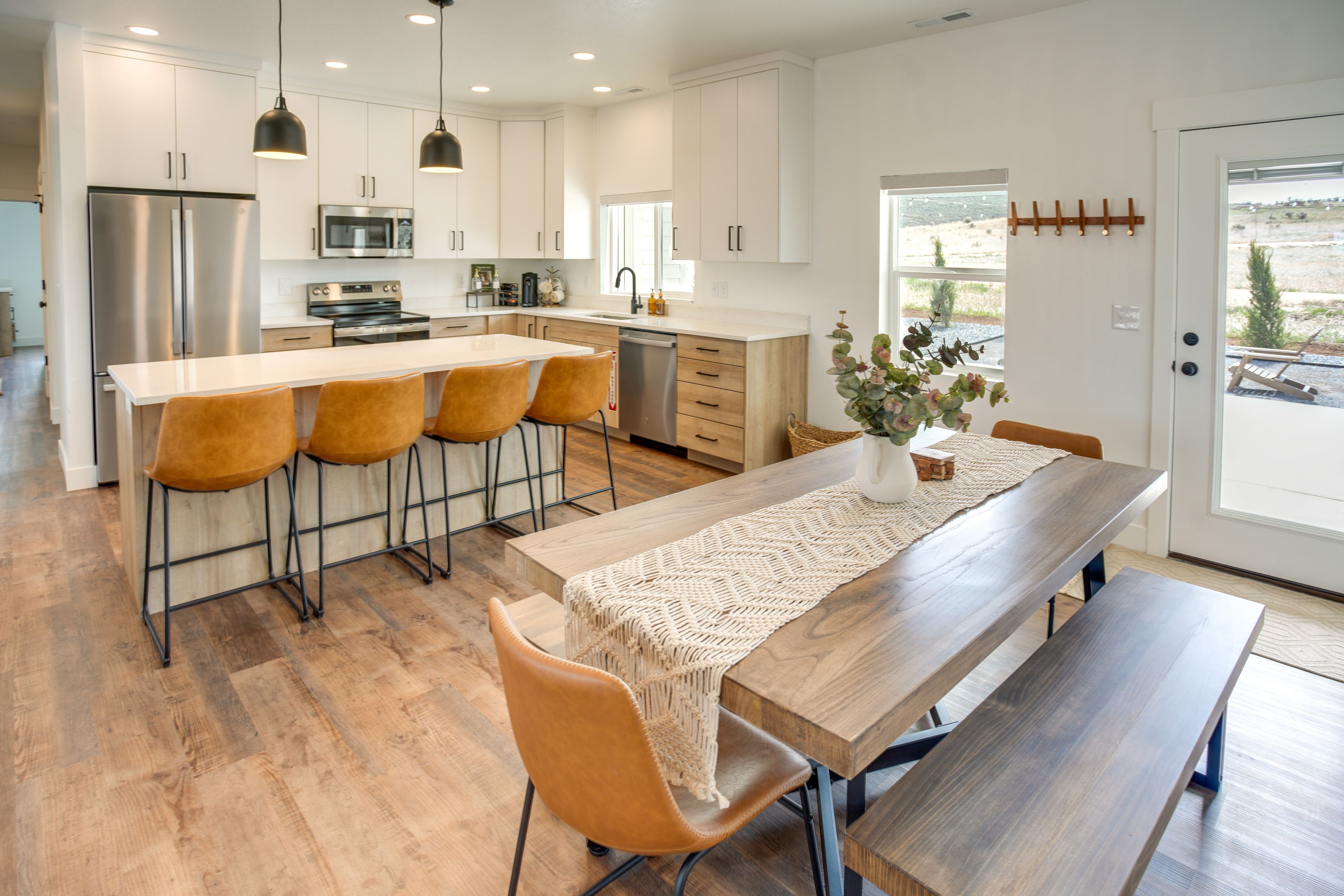 Dining Area & Kitchen | 1st Floor | Nespresso | Dishwasher