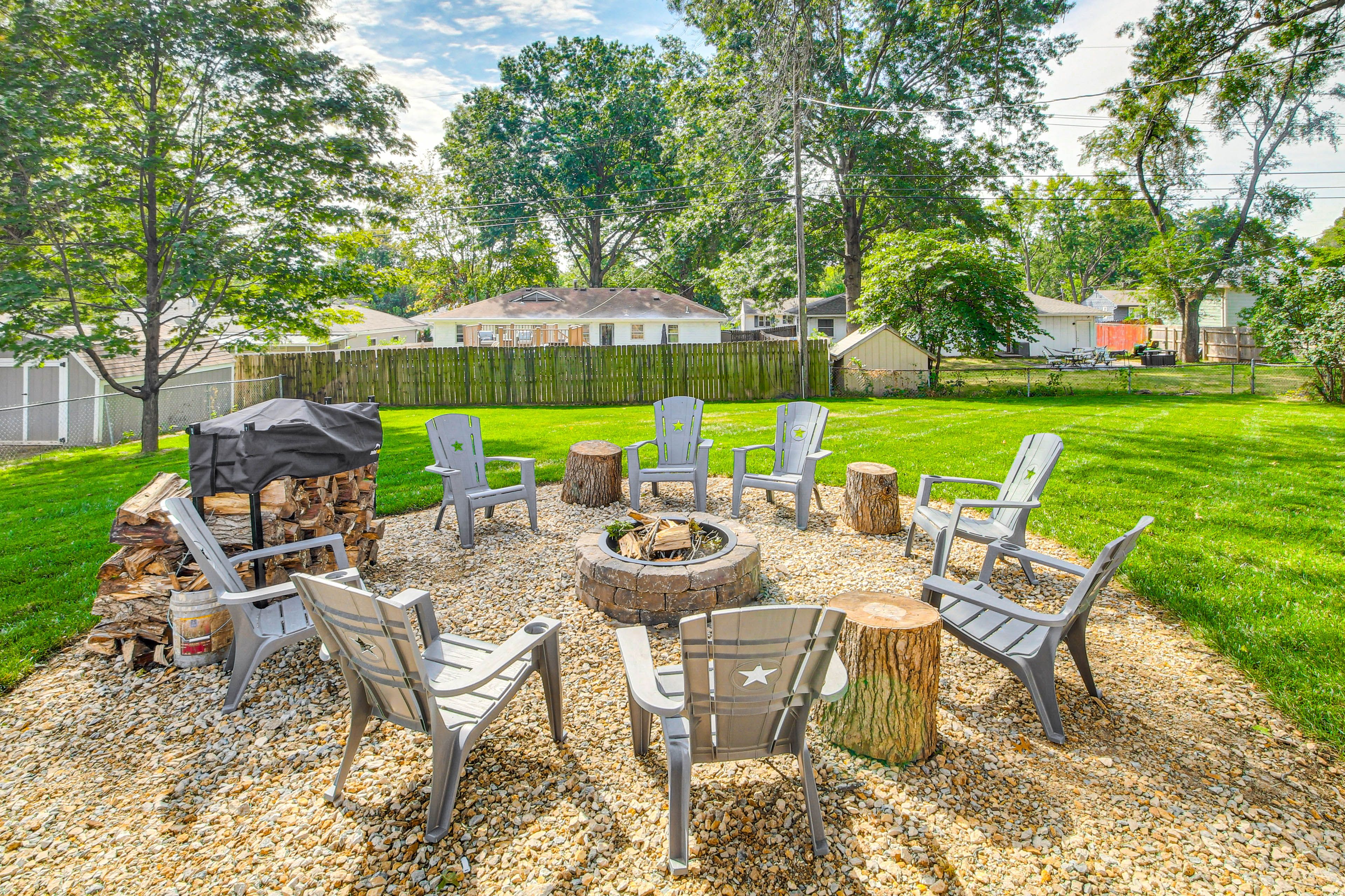 Fenced Yard | Fire Pit