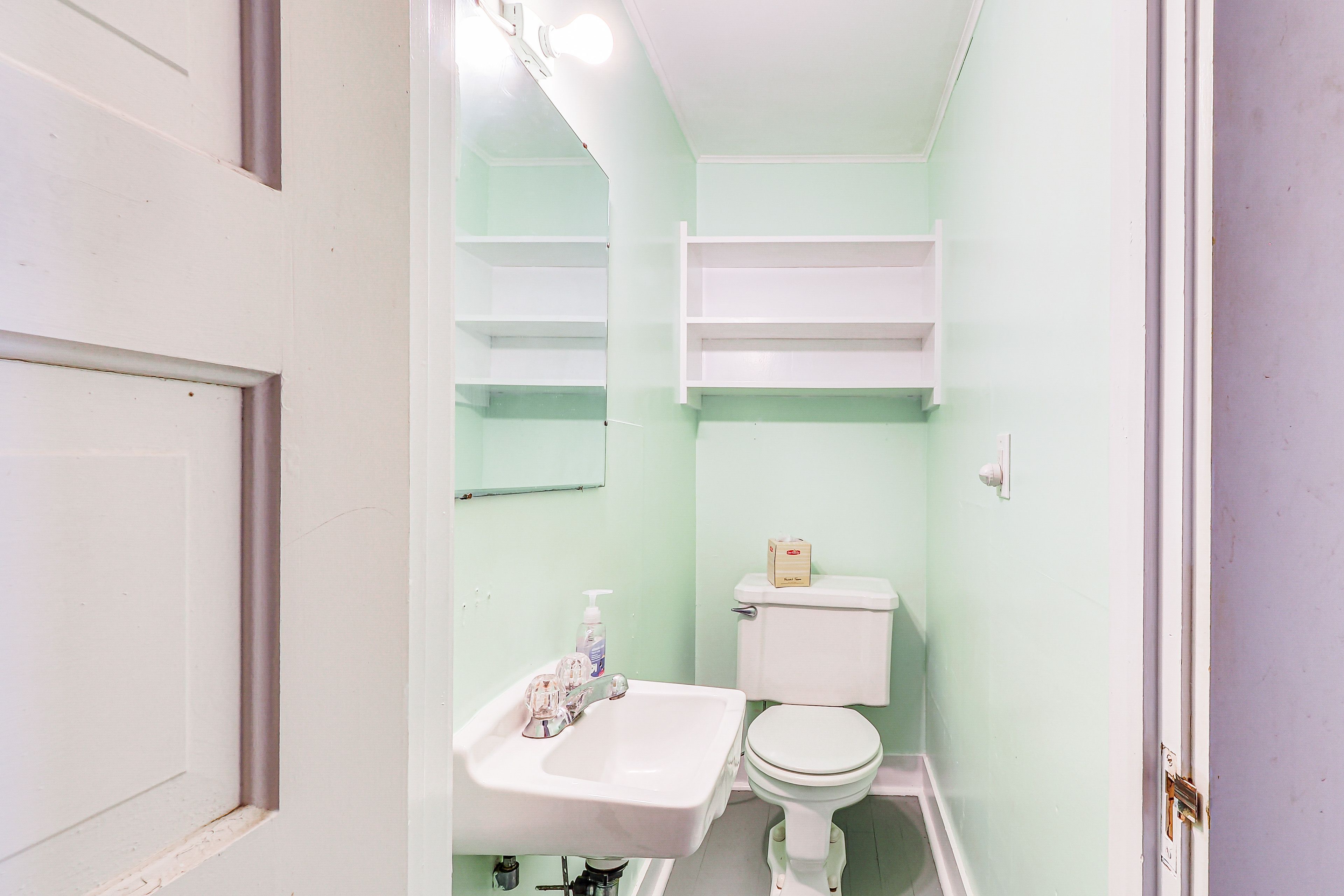 Half Bathroom | 2nd Floor