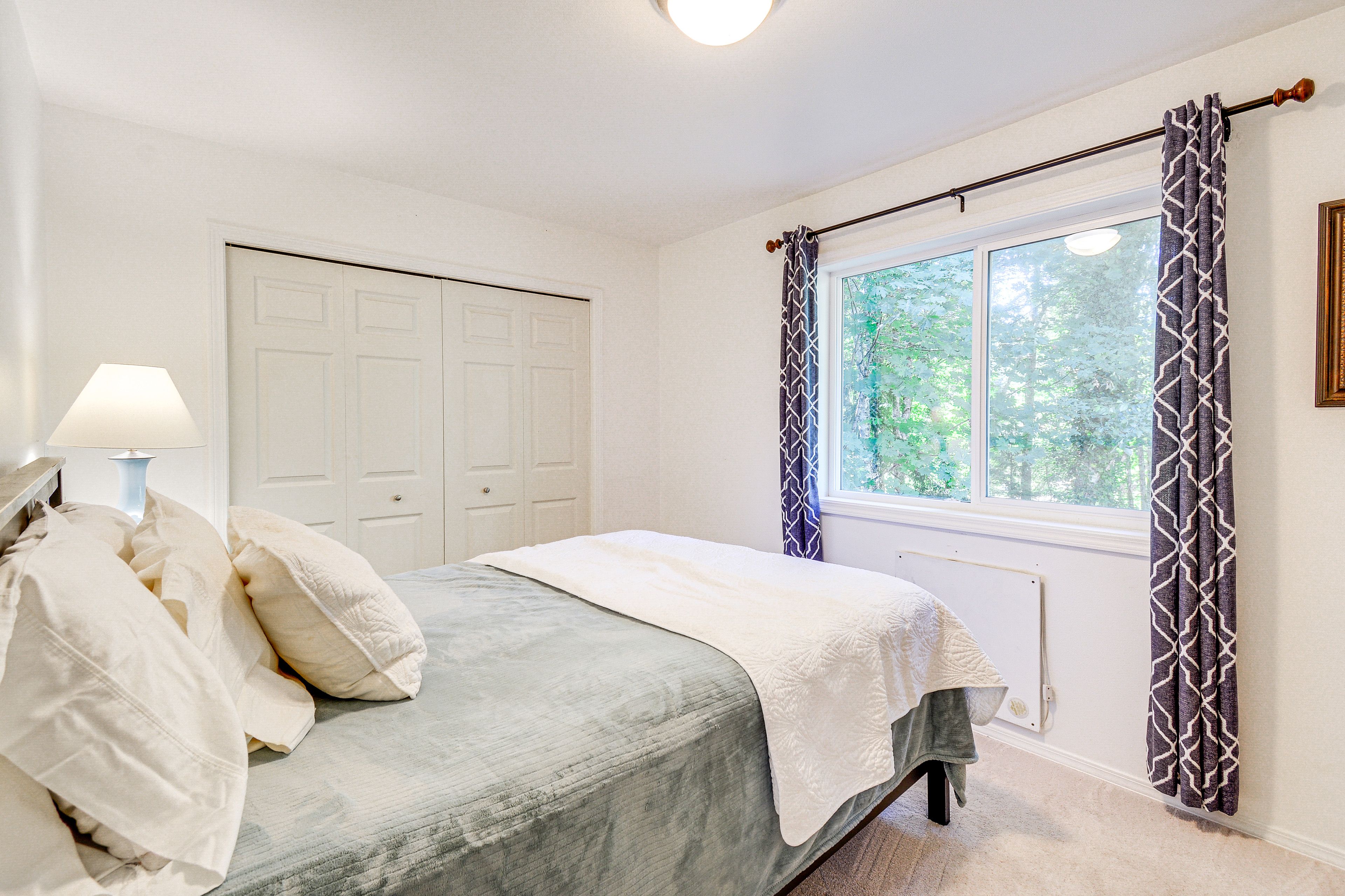 Bedroom 5 (Guest House) | 2nd Floor | Queen Bed