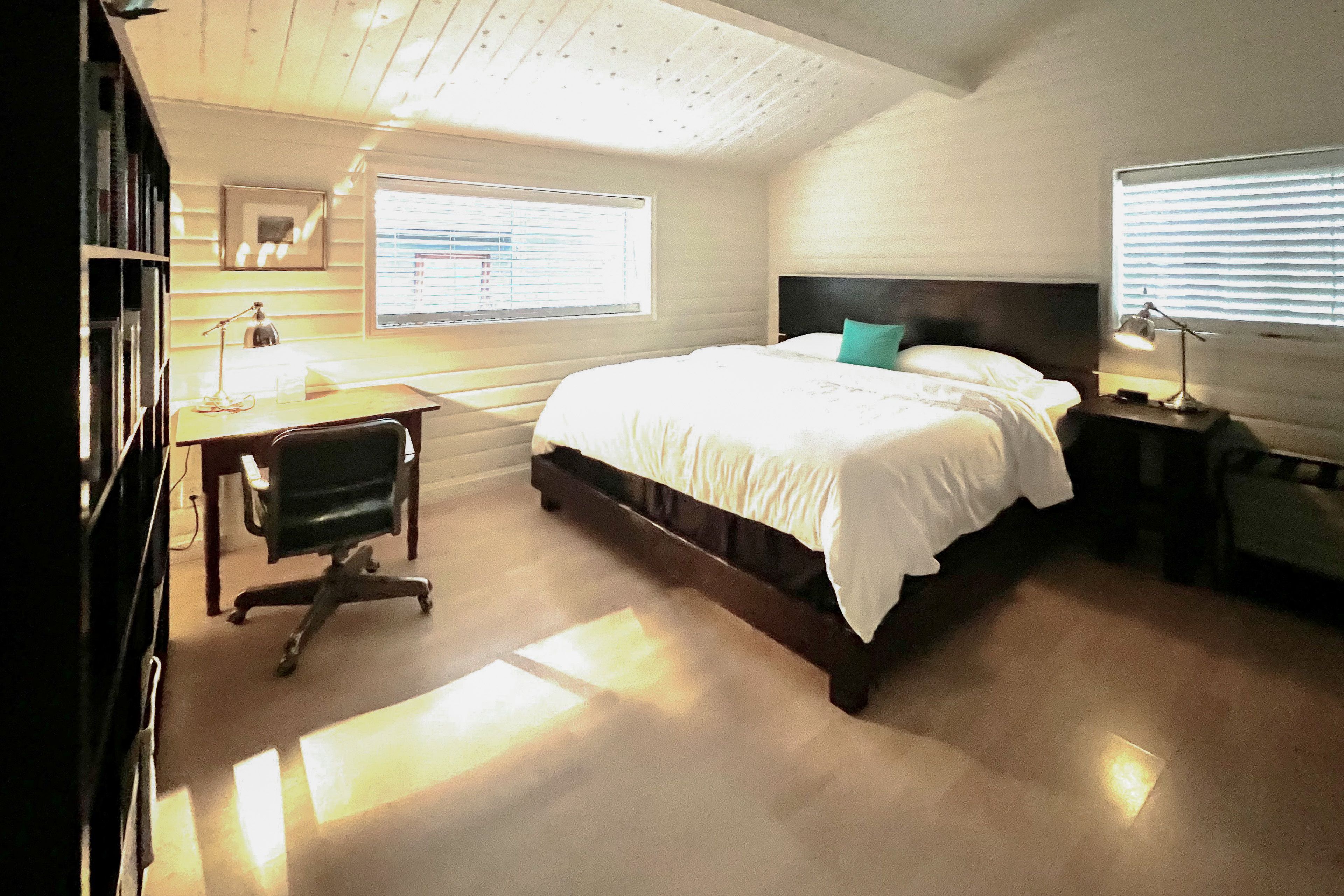 Bedroom 2 (Main House) | 1st Floor | King Bed