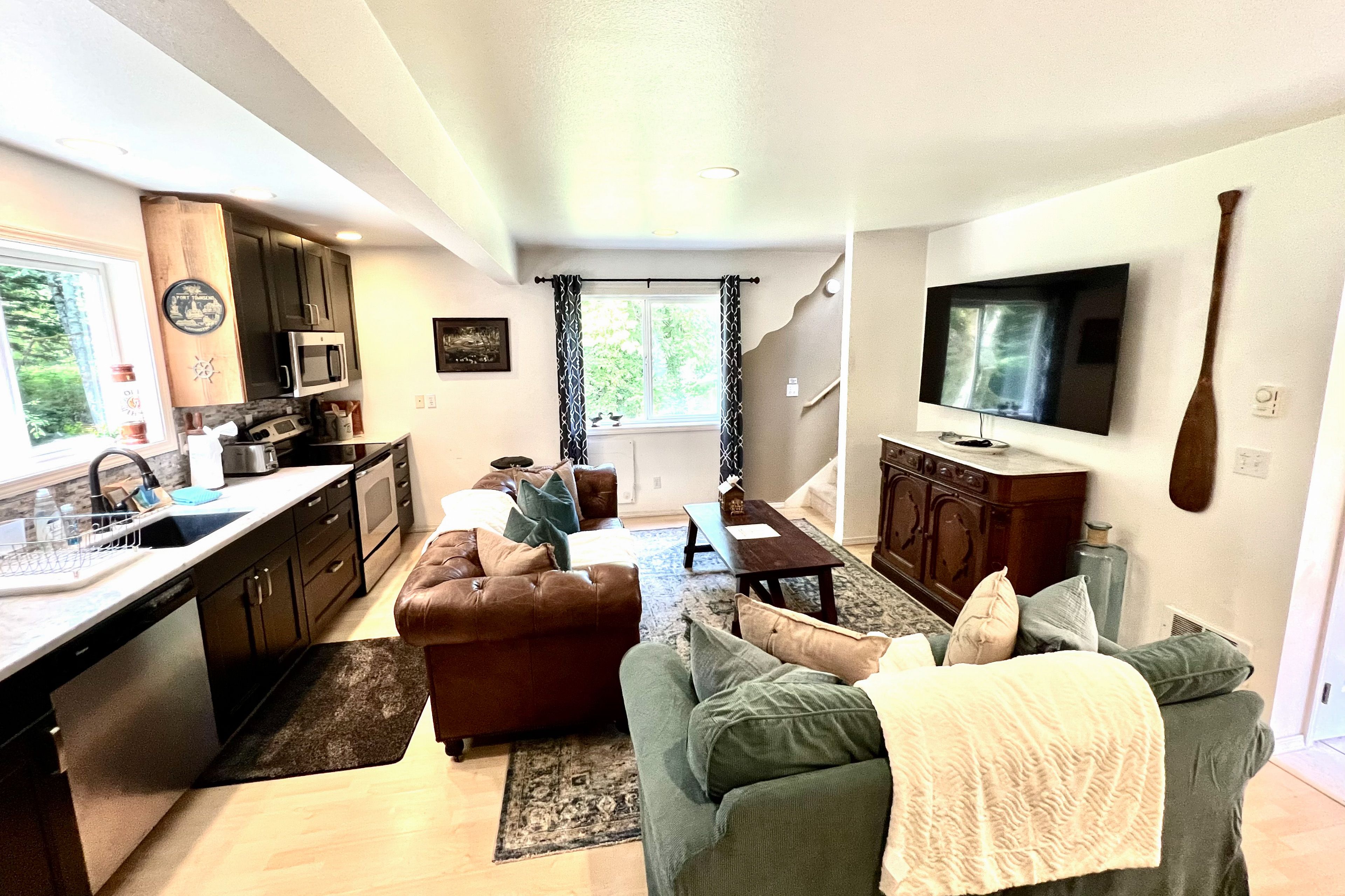 Living Area (Guest House) | 1st Floor | Full Kitchen w/ Dishwasher