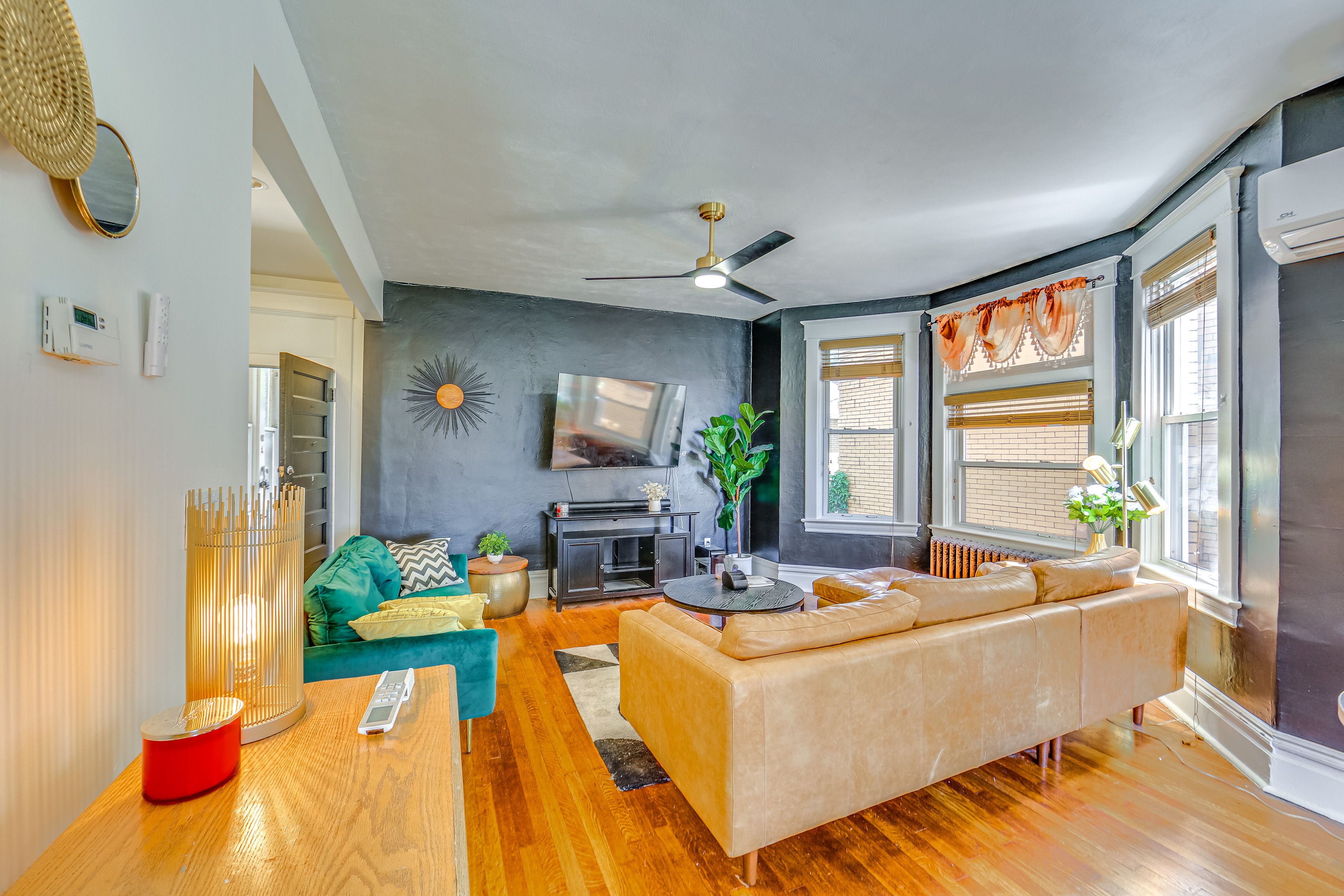 Living Area | Smart TV | 1st Floor