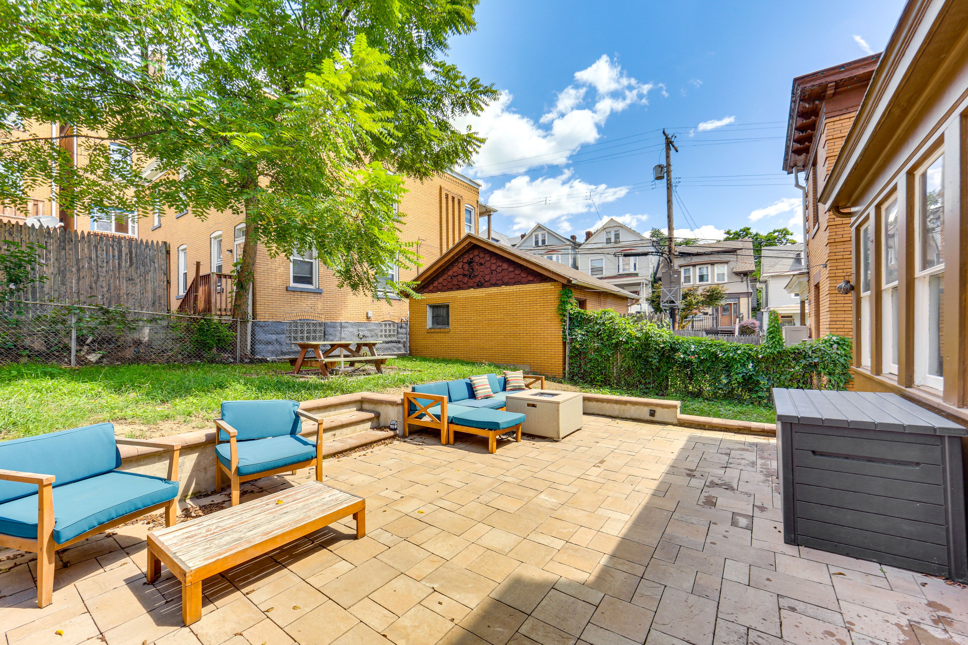 House Exterior | Furnished Patio | Gas Fire Pit | Gas Grill