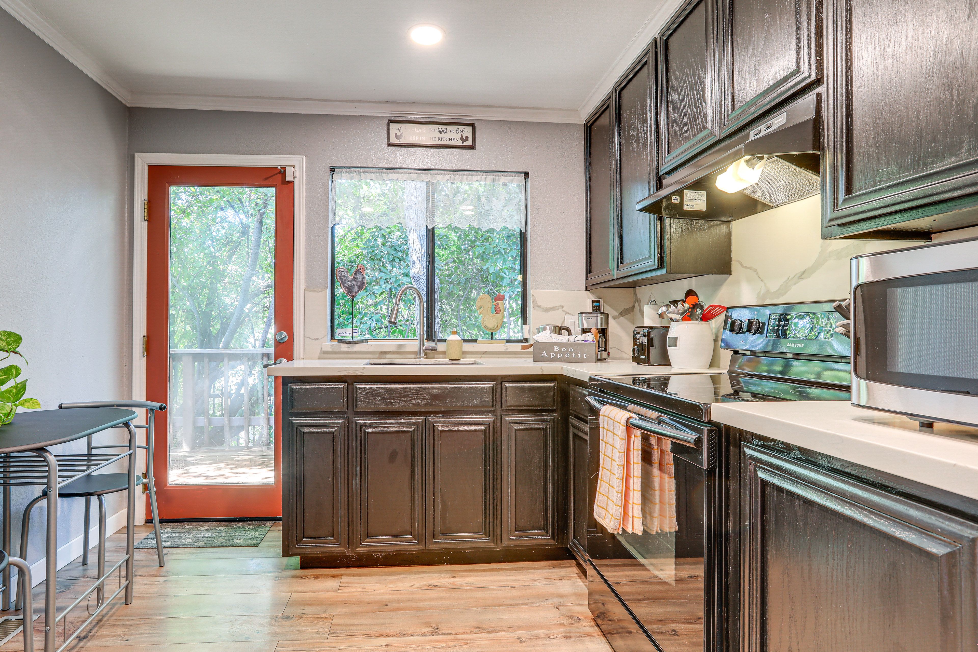 Kitchen & Dining Area | Drip Coffee Pot | Toaster