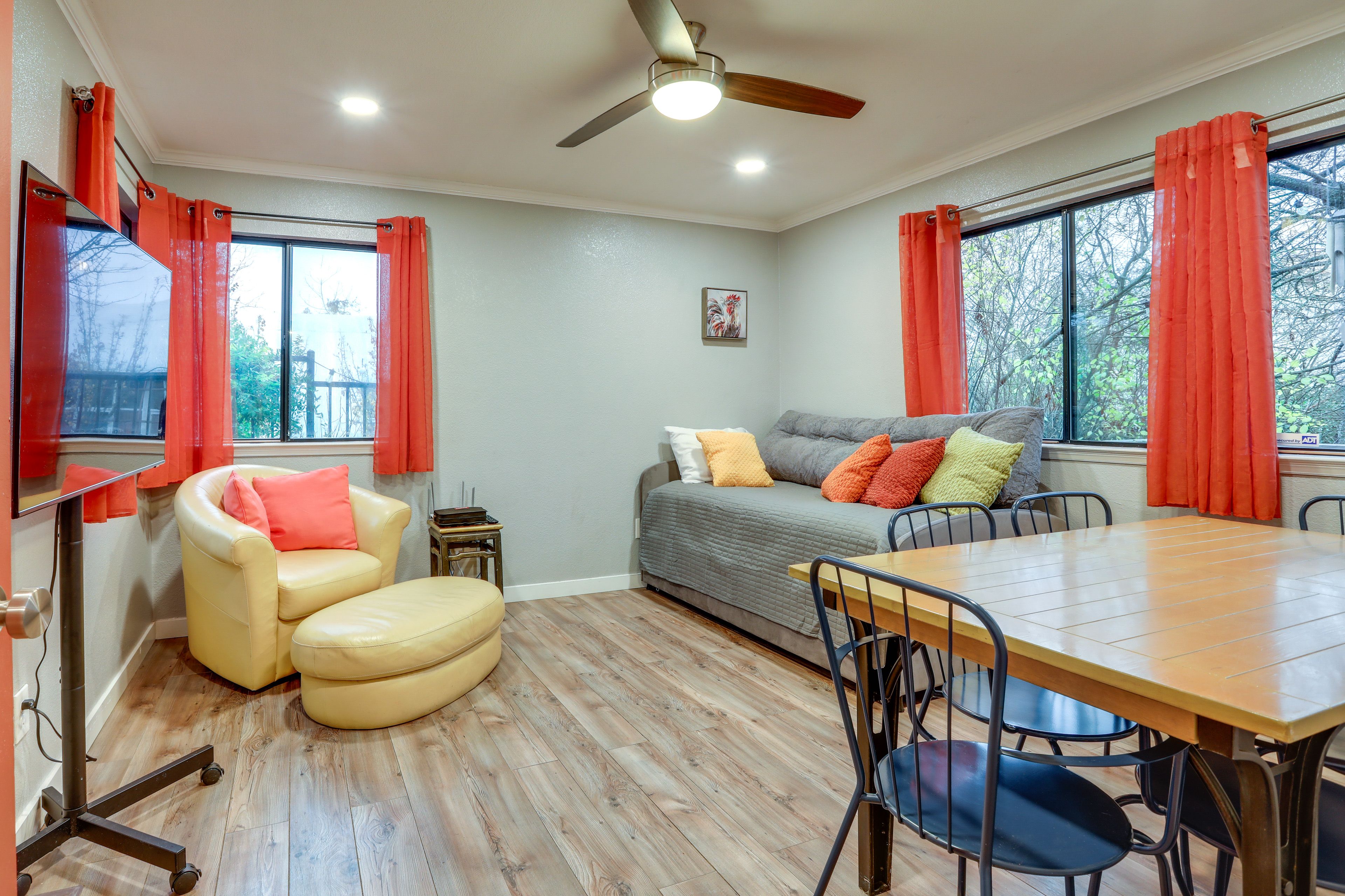 Living Room | TV | Dining Table