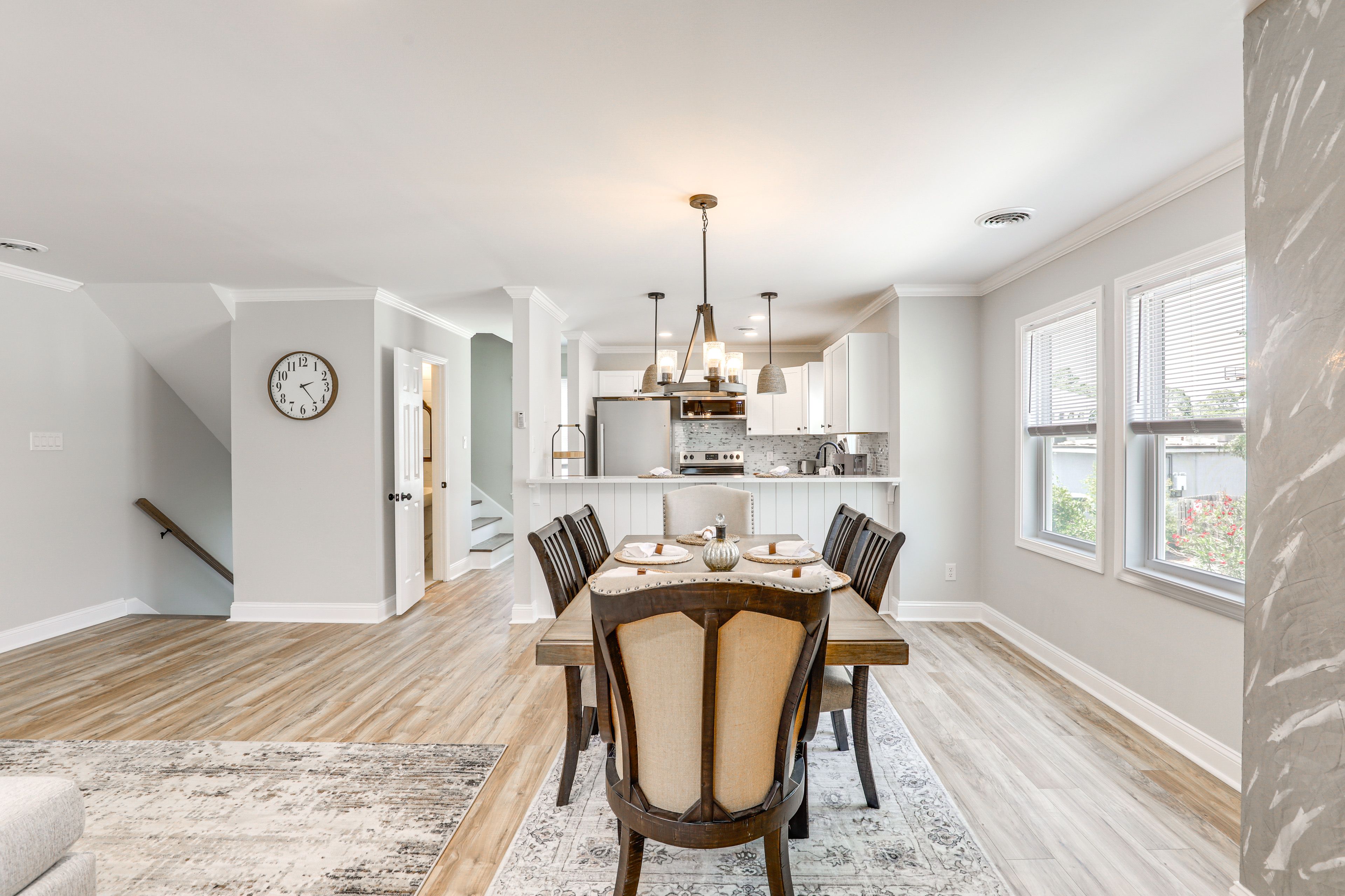 Dining Area | Dishware & Flatware Provided | Central A/C & Heat | 2nd Floor