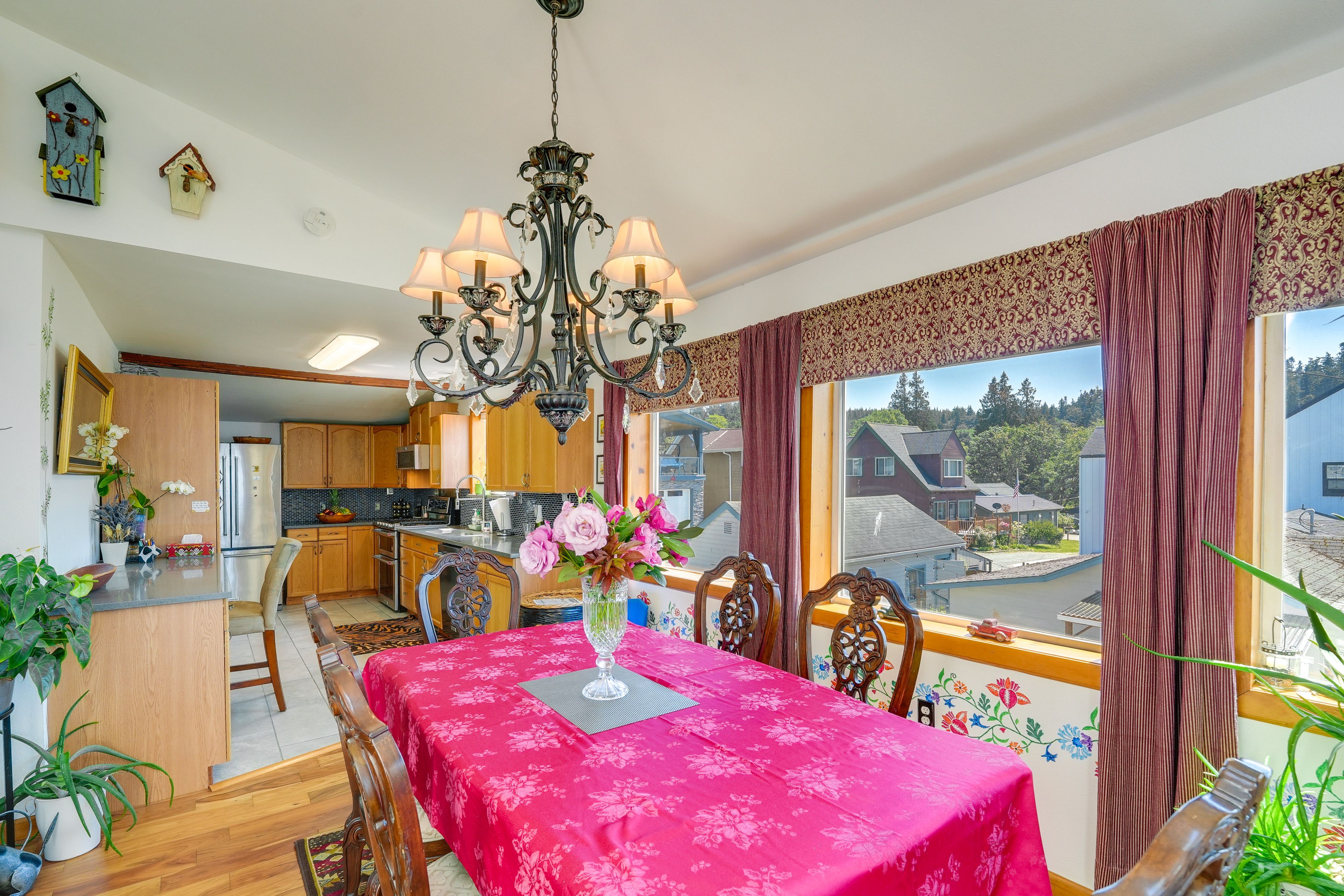 Dining Table | 2nd Floor | Dishware & Flatware