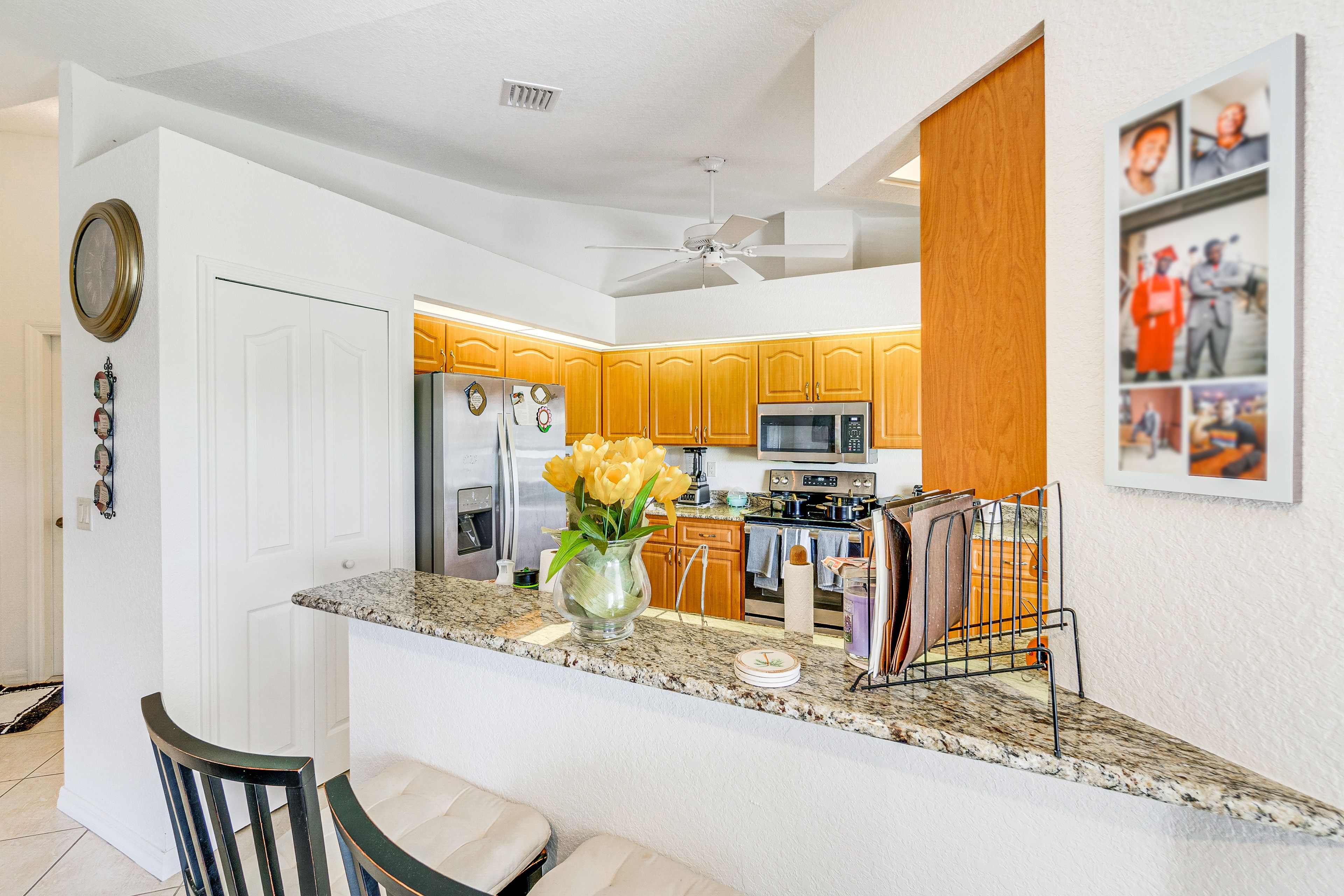 Kitchen | Drip Coffee Pot | Blender | Juicer