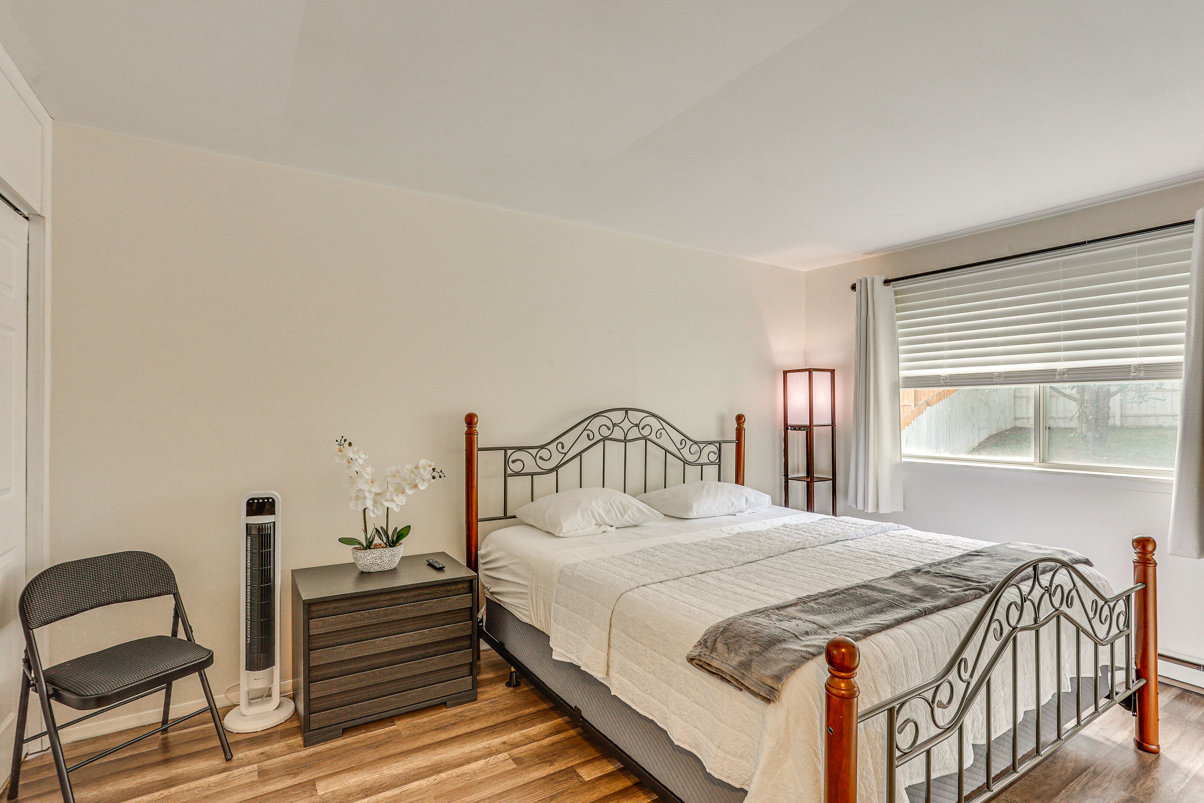 Bedroom 1 | King Bed | Upper Level