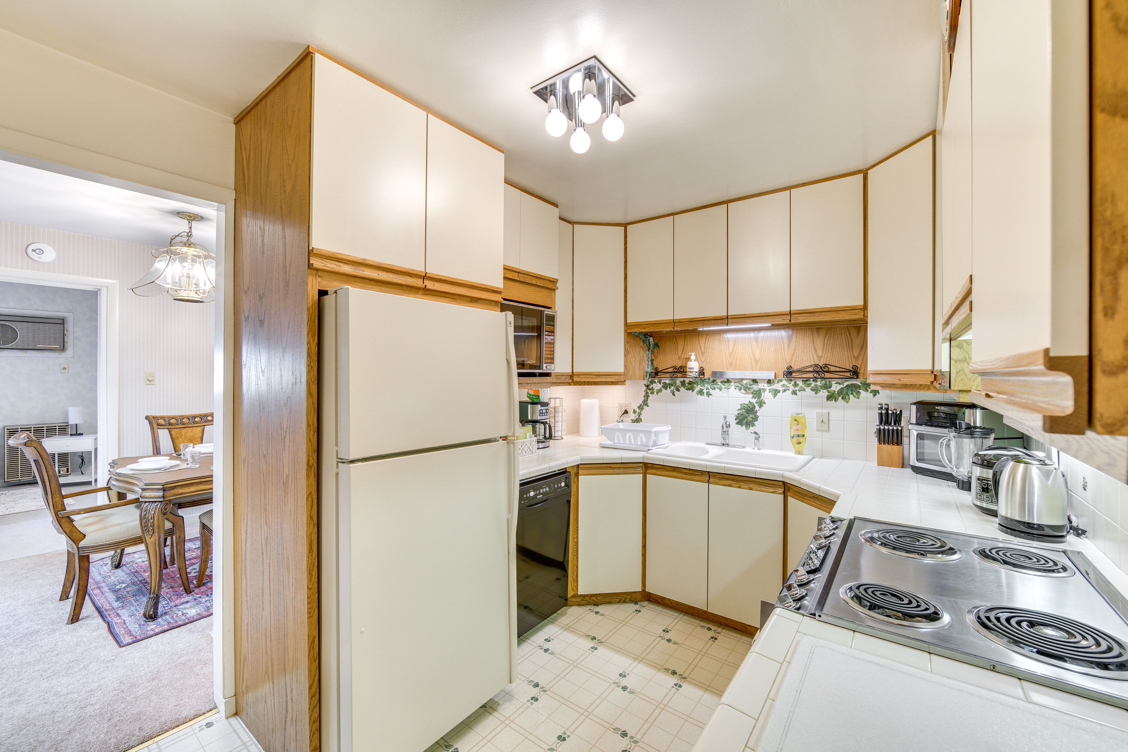 Kitchen | 1st Floor | Cooking Basics