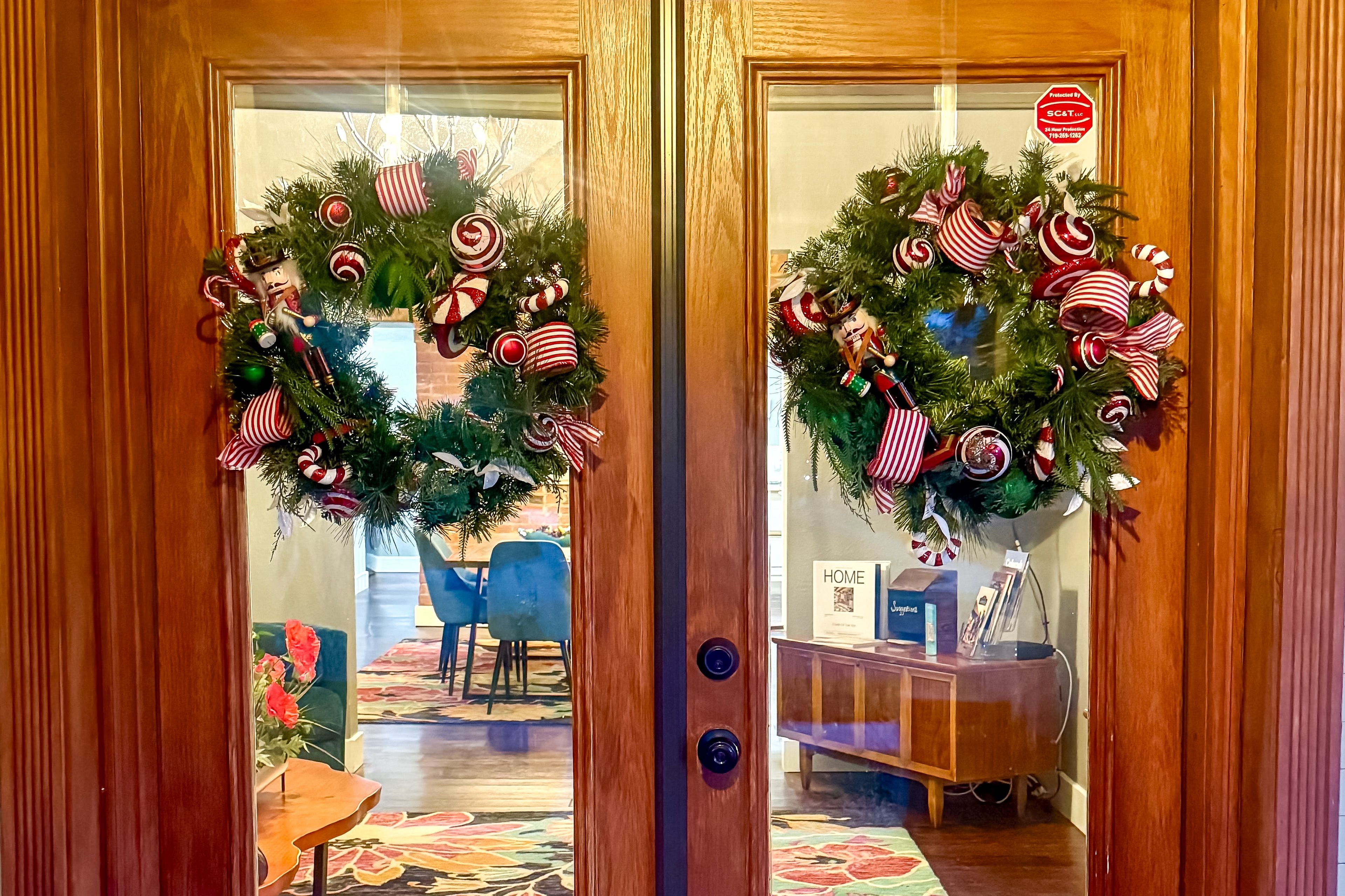 Seasonal Christmas Decor