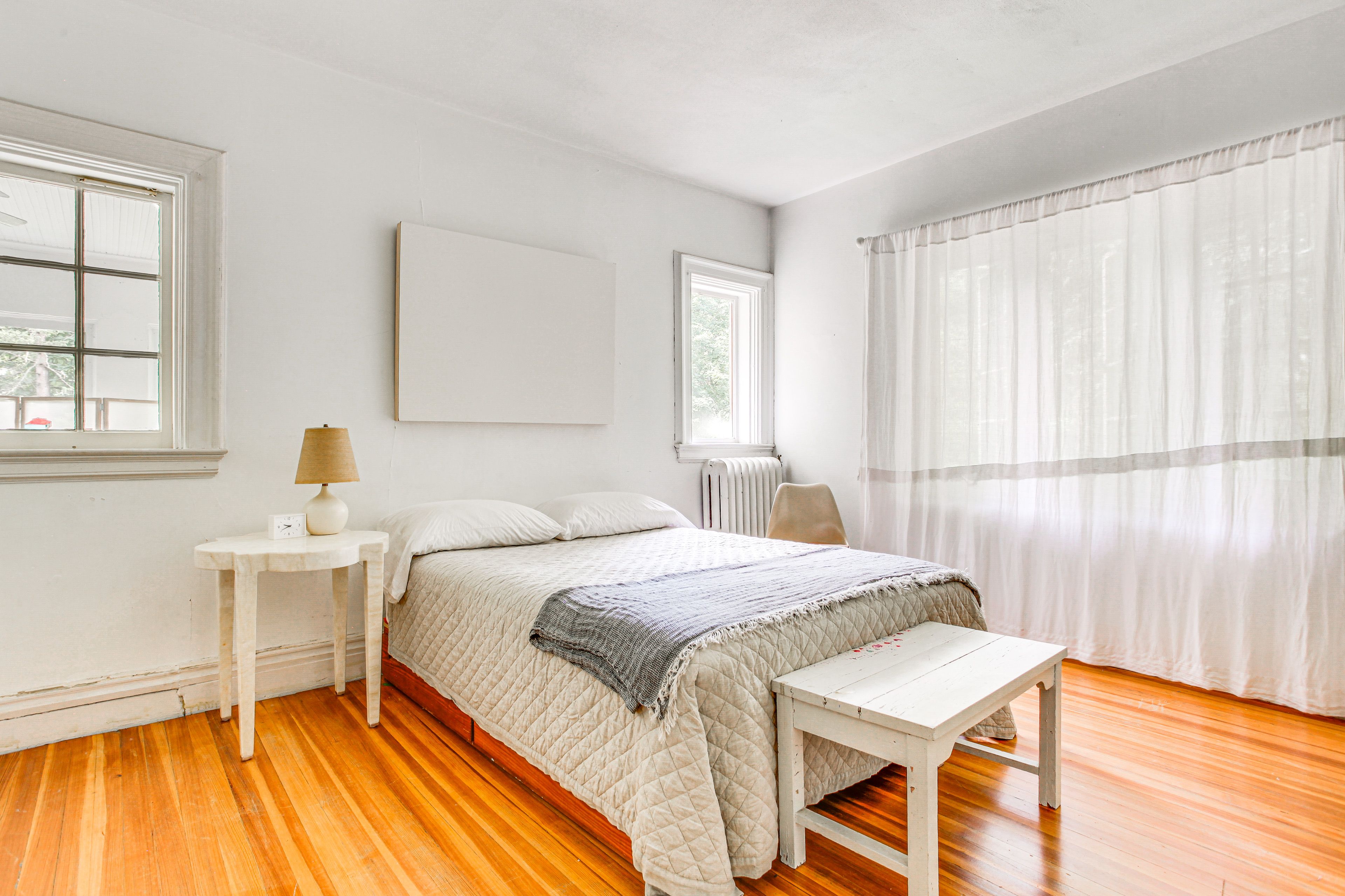 Bedroom 3 | Queen Bed | Linens Provided | 2nd Floor