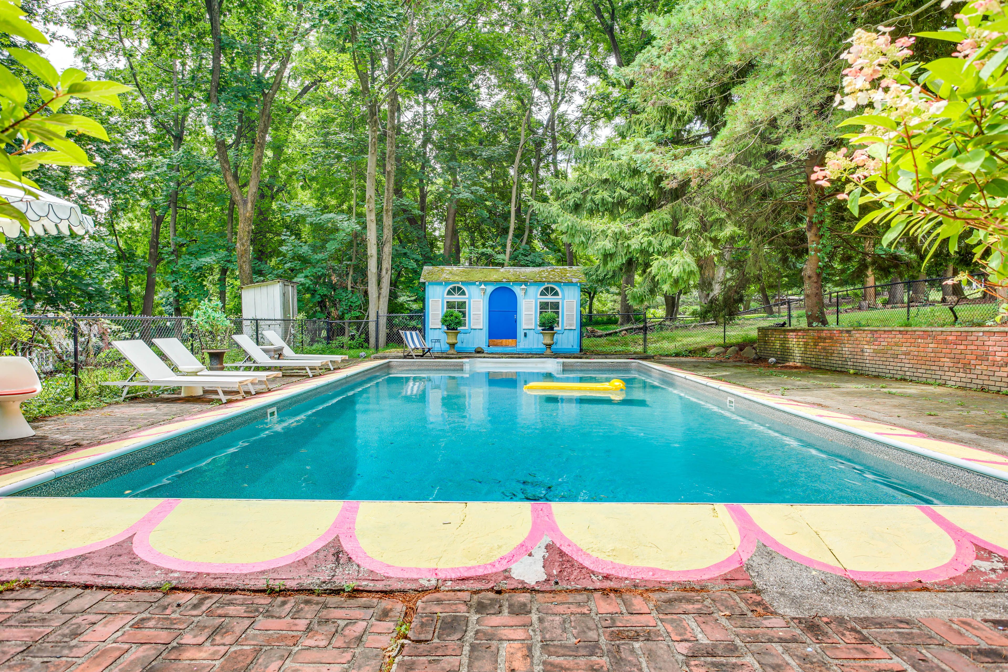 Private Pool