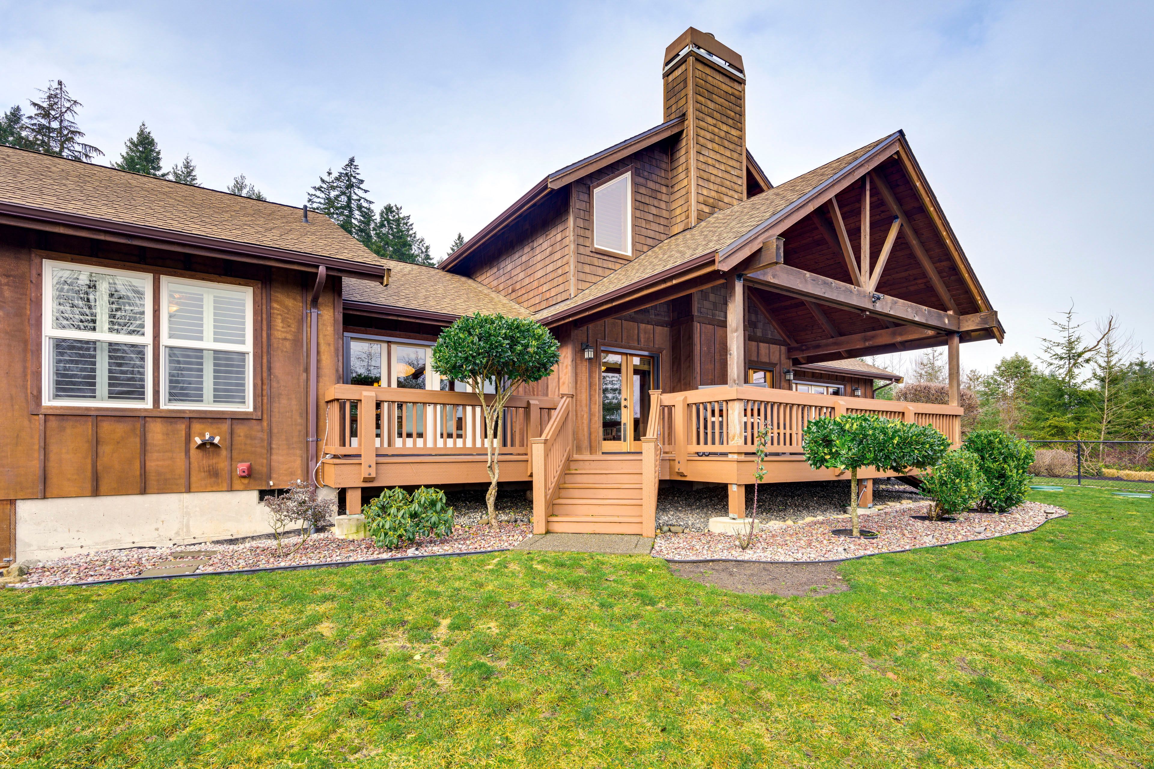 House Exterior | Private Yard