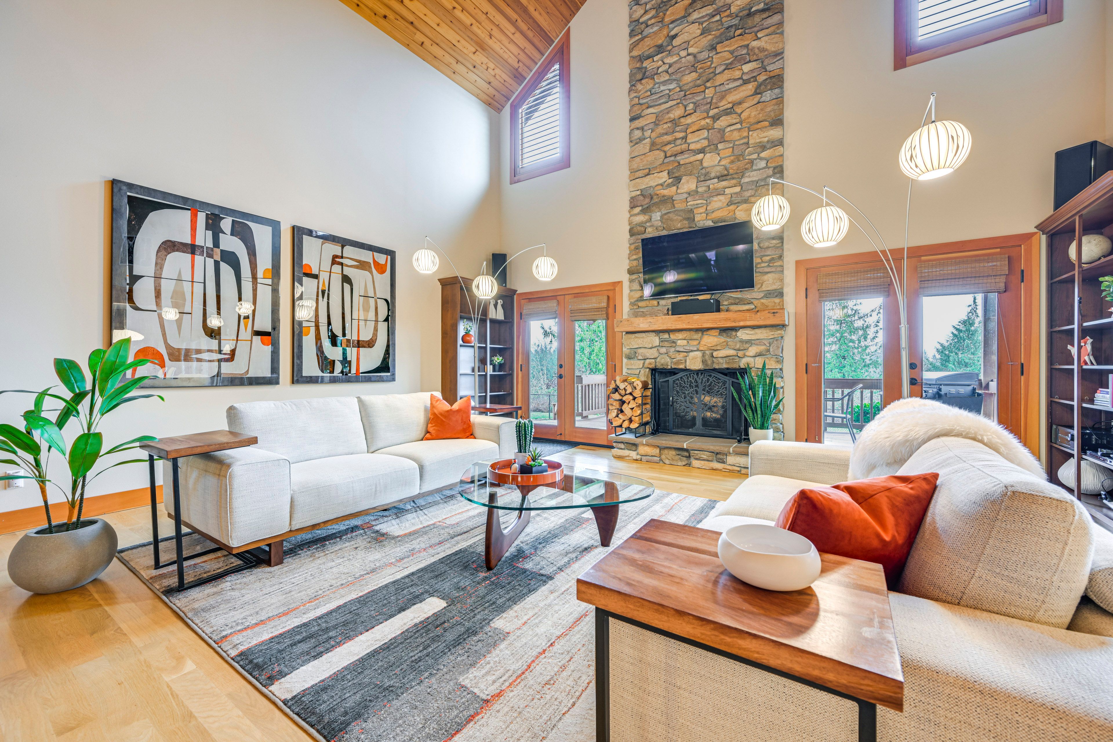 Poulsbo Vacation Rental | 2BR | 2.5BA | 4 Steps to Enter | 2,036 Sq Ft
